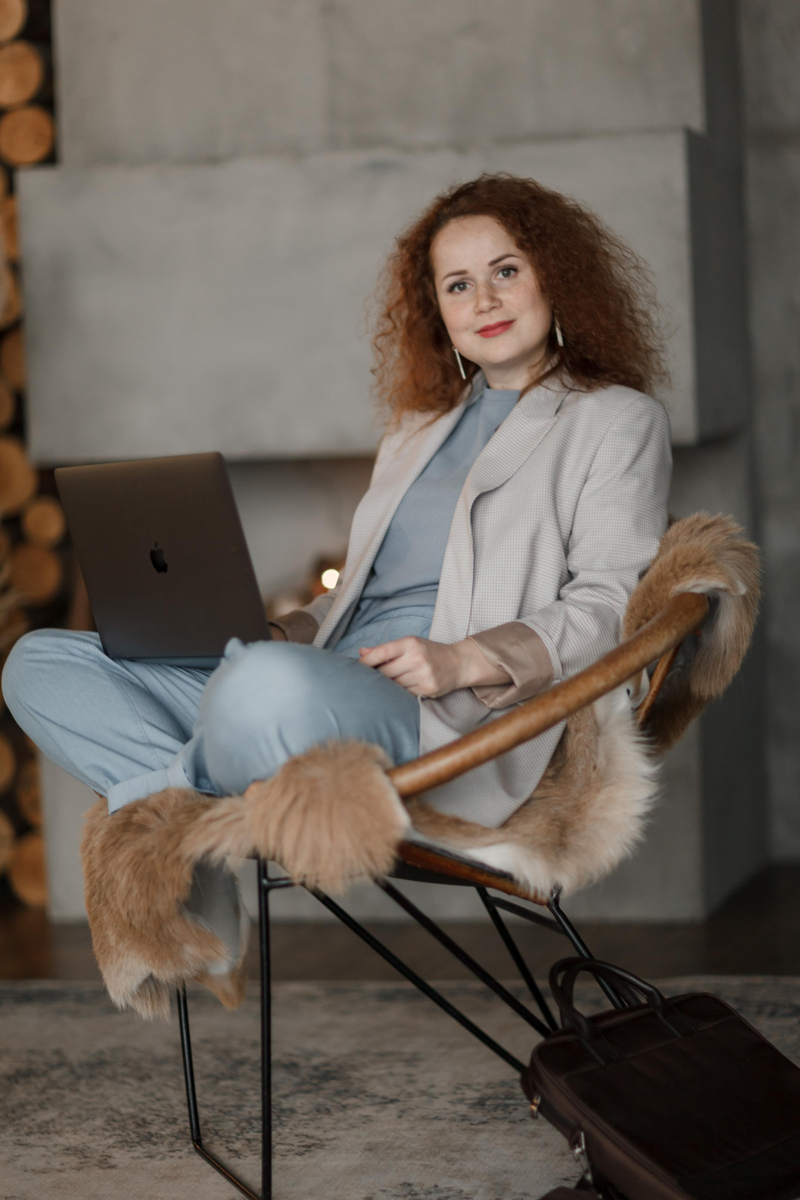 Имиджевая фотосерия для создателя SMM Агентства. Ваш фотограф Любовь Чистякова