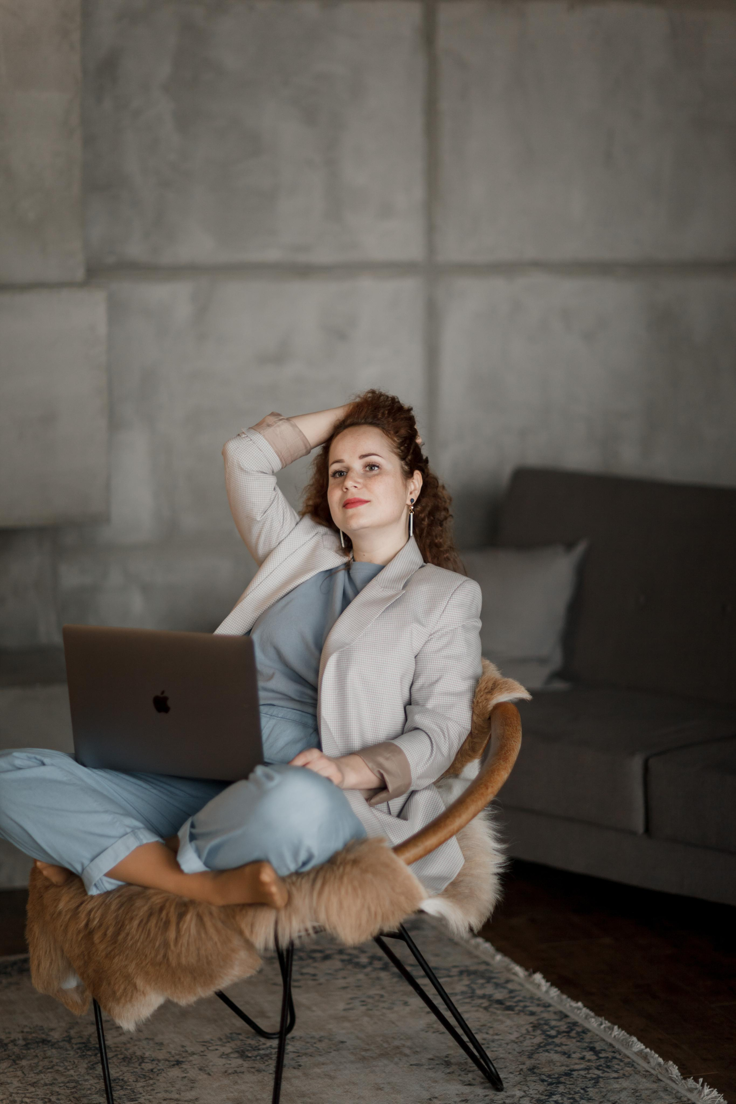 Имиджевая фотосерия для создателя SMM Агентства. Ваш фотограф Любовь Чистякова