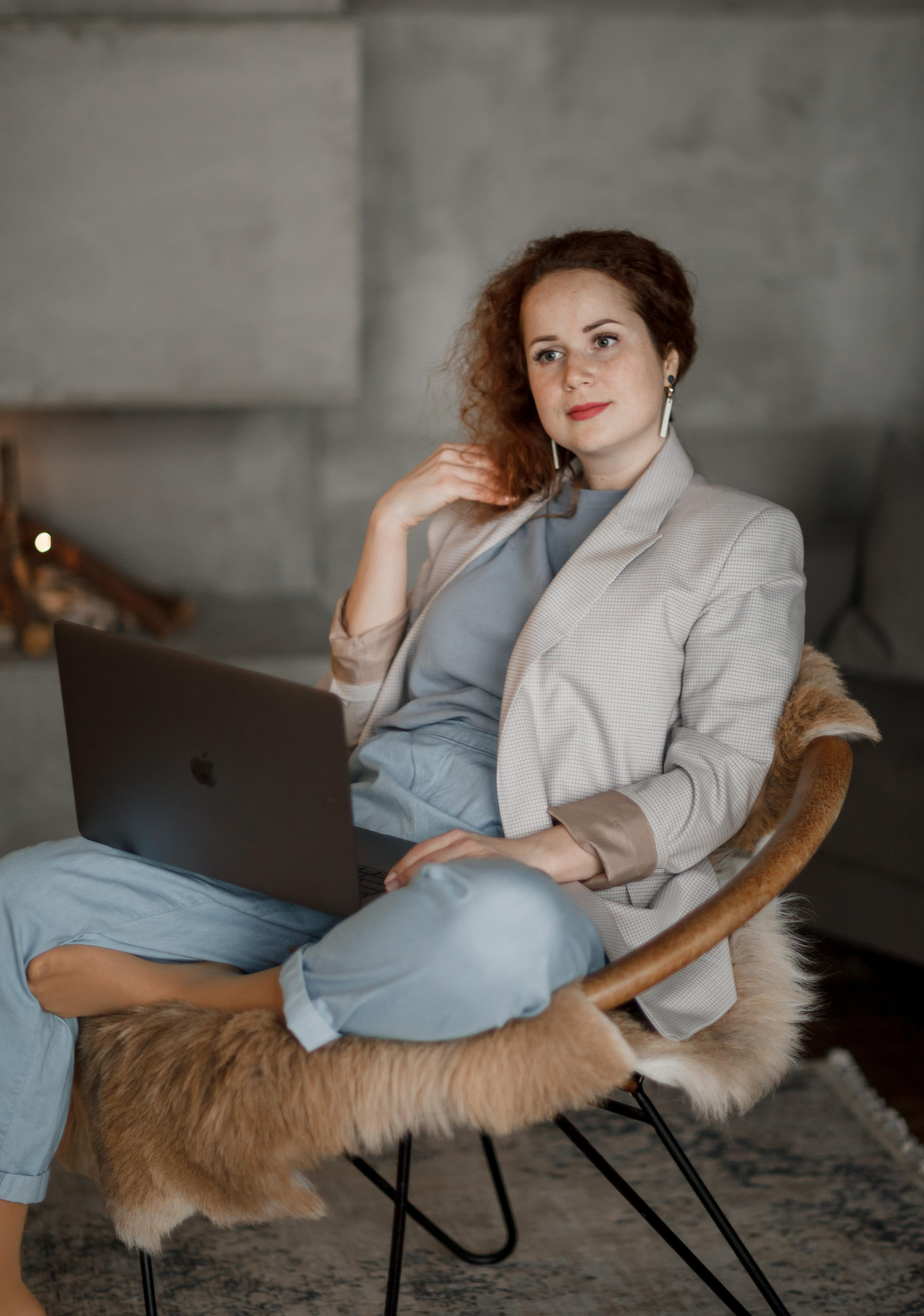 Имиджевая фотосерия для создателя SMM Агентства. Ваш фотограф Любовь Чистякова