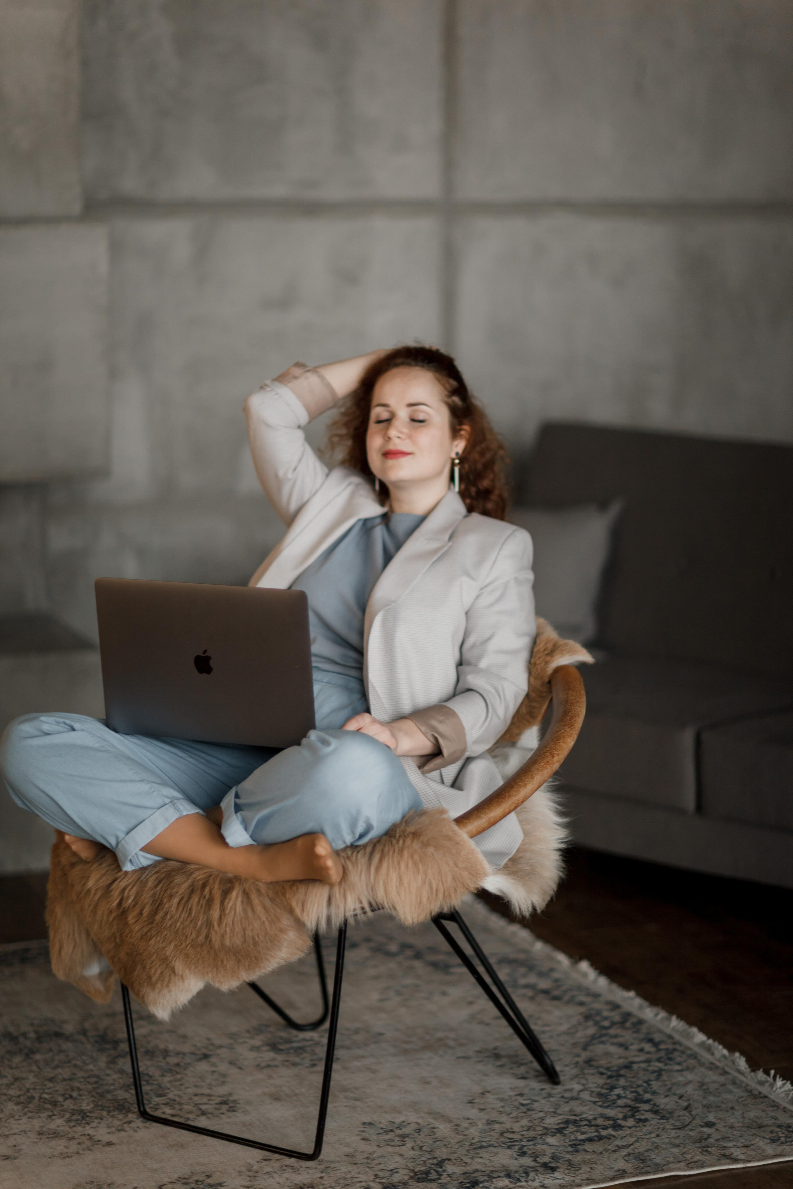 Имиджевая фотосерия для создателя SMM Агентства. Ваш фотограф Любовь Чистякова