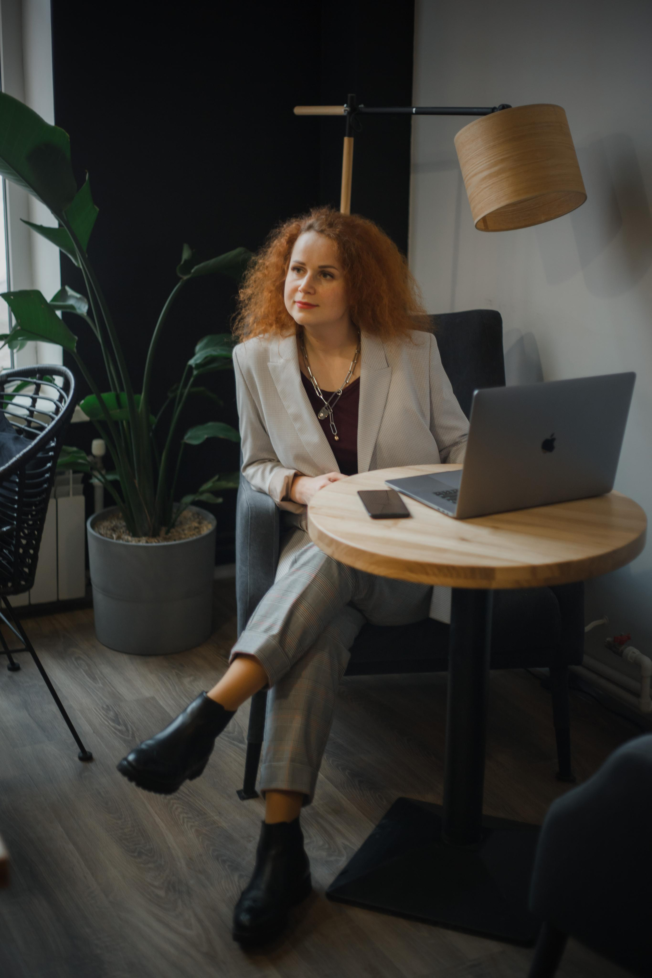 Имиджевая фотосерия для создателя SMM Агентства. Ваш фотограф Любовь Чистякова