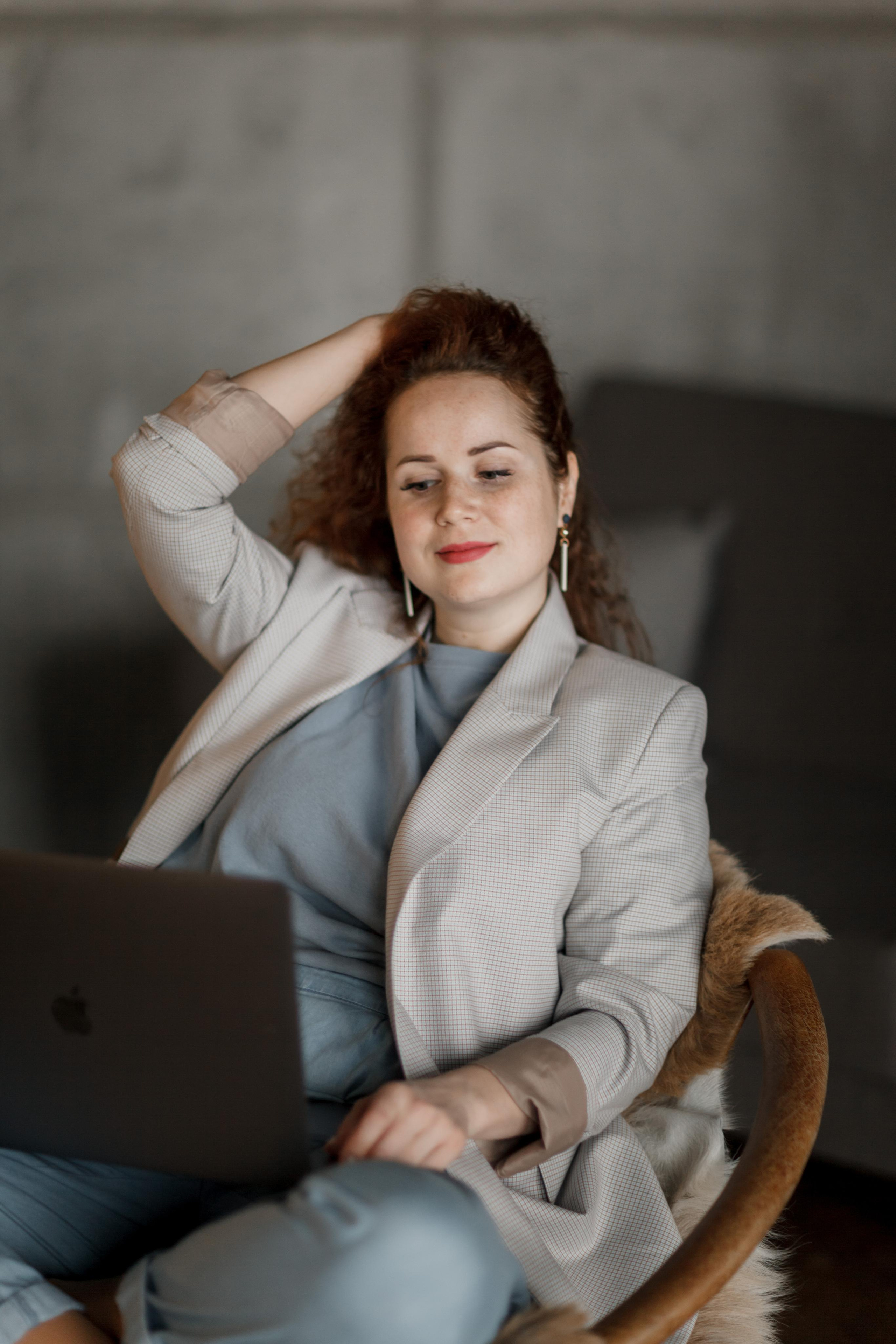 Имиджевая фотосерия для создателя SMM Агентства. Ваш фотограф Любовь Чистякова