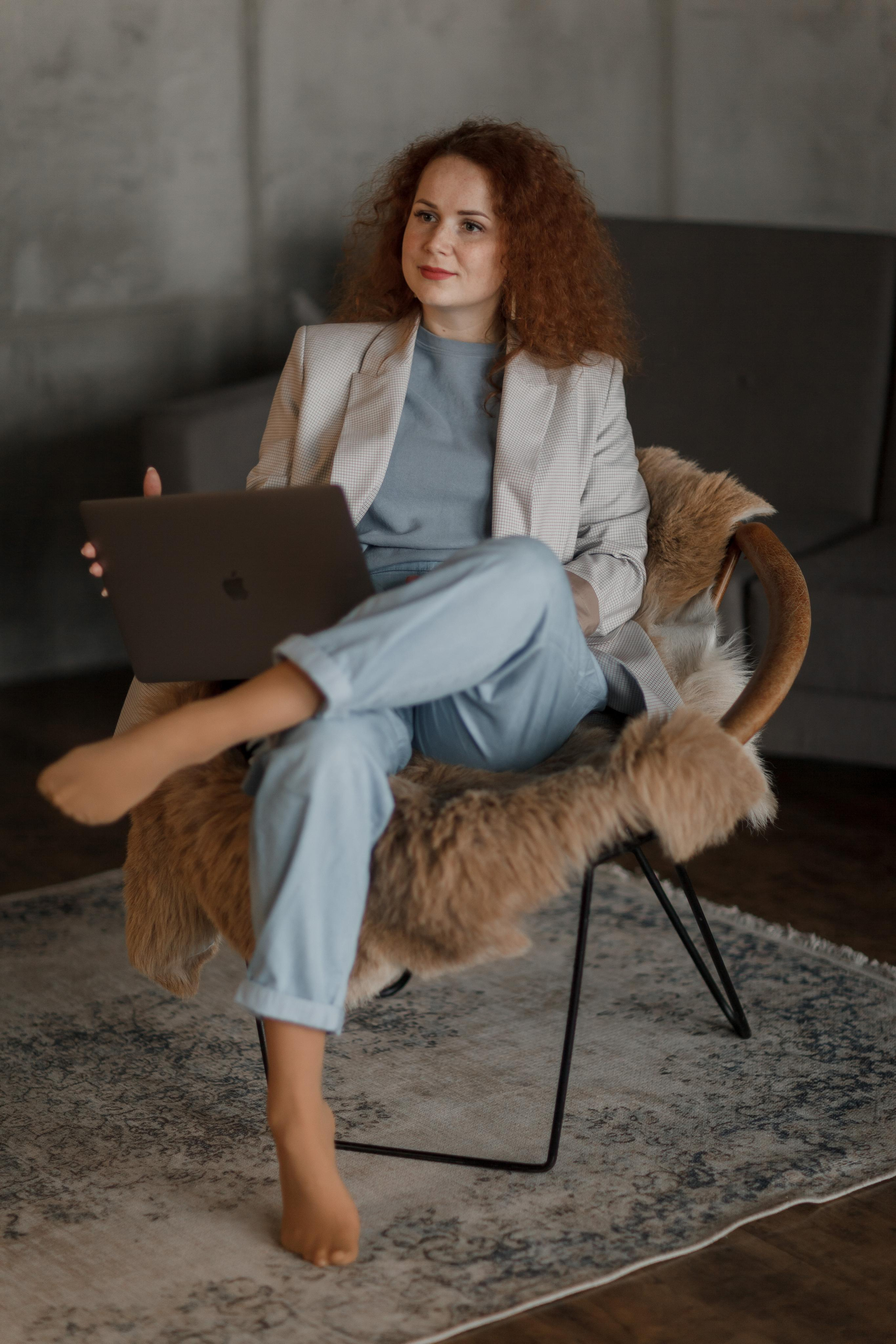 Имиджевая фотосерия для создателя SMM Агентства. Ваш фотограф Любовь Чистякова