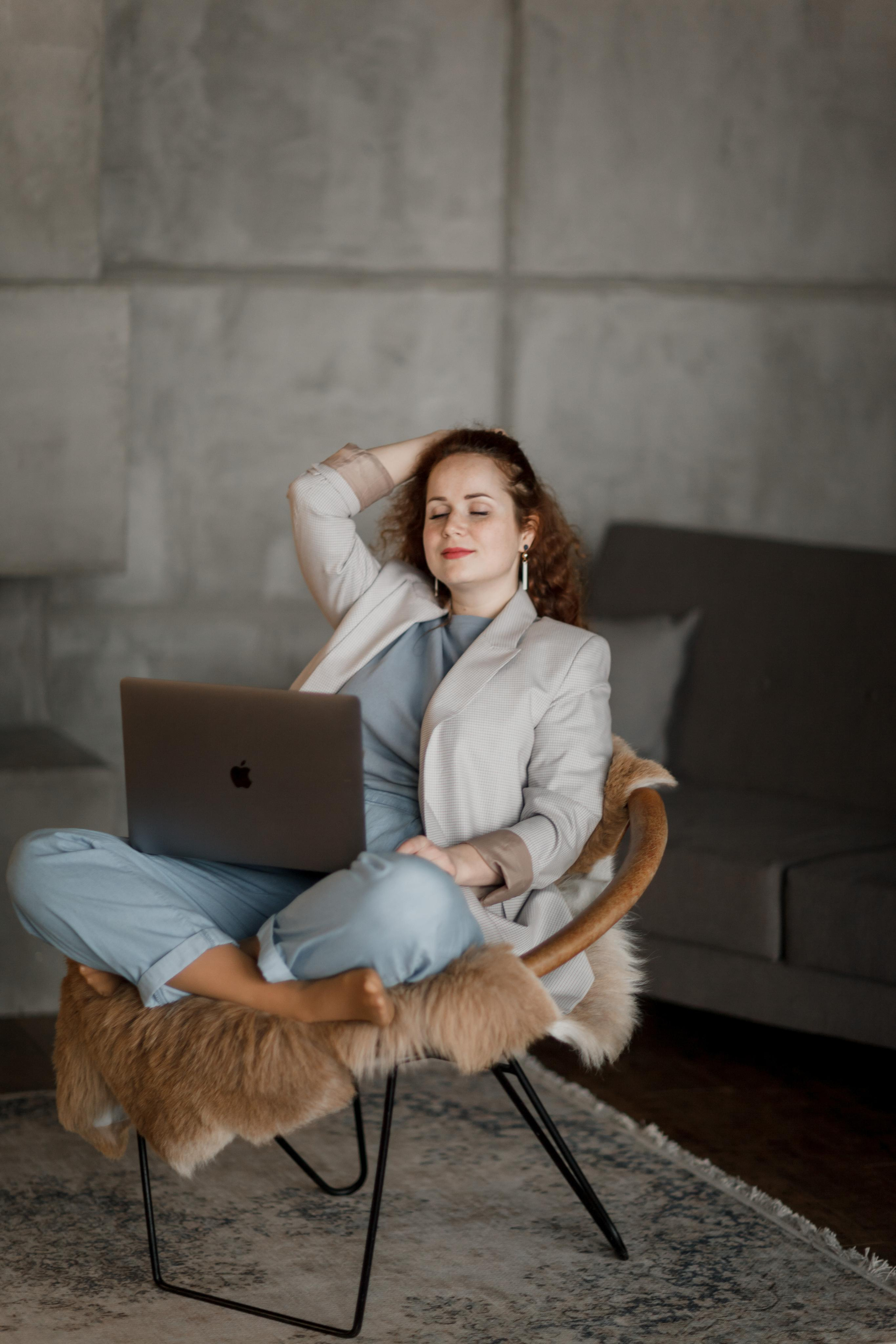 Имиджевая фотосерия для создателя SMM Агентства. Ваш фотограф Любовь Чистякова