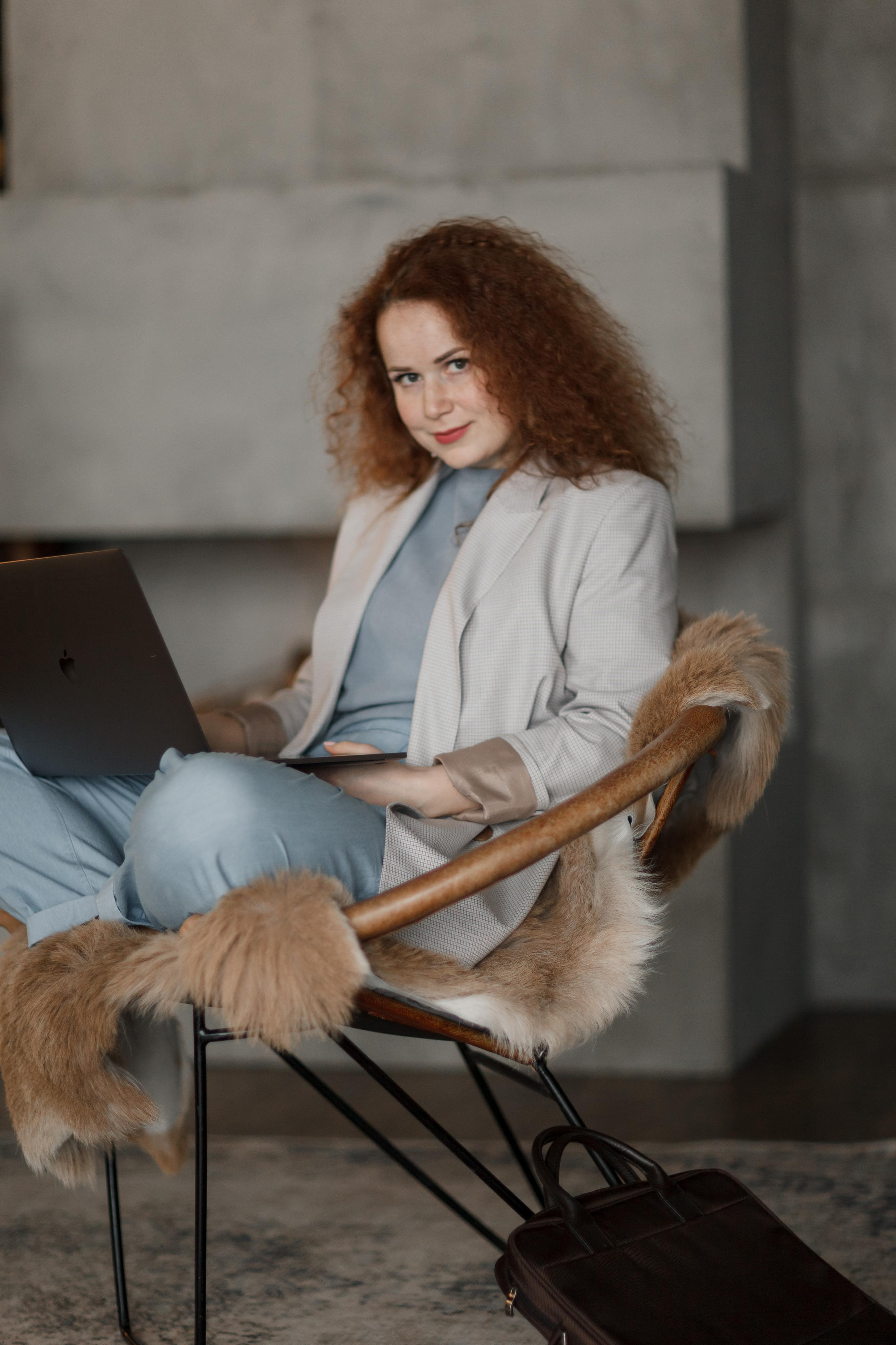 Имиджевая фотосерия для создателя SMM Агентства. Ваш фотограф Любовь Чистякова