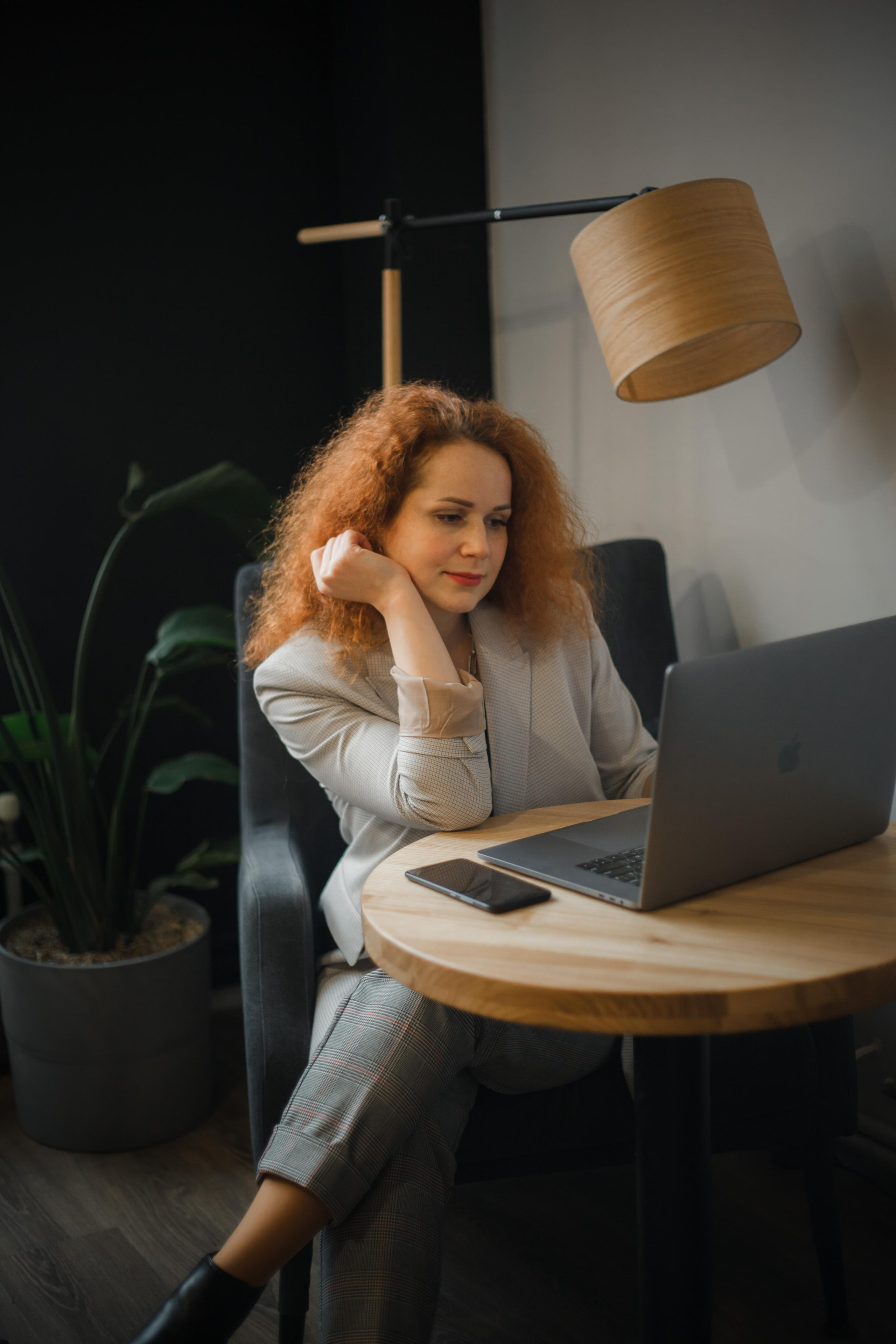 Имиджевая фотосерия для создателя SMM Агентства. Ваш фотограф Любовь Чистякова