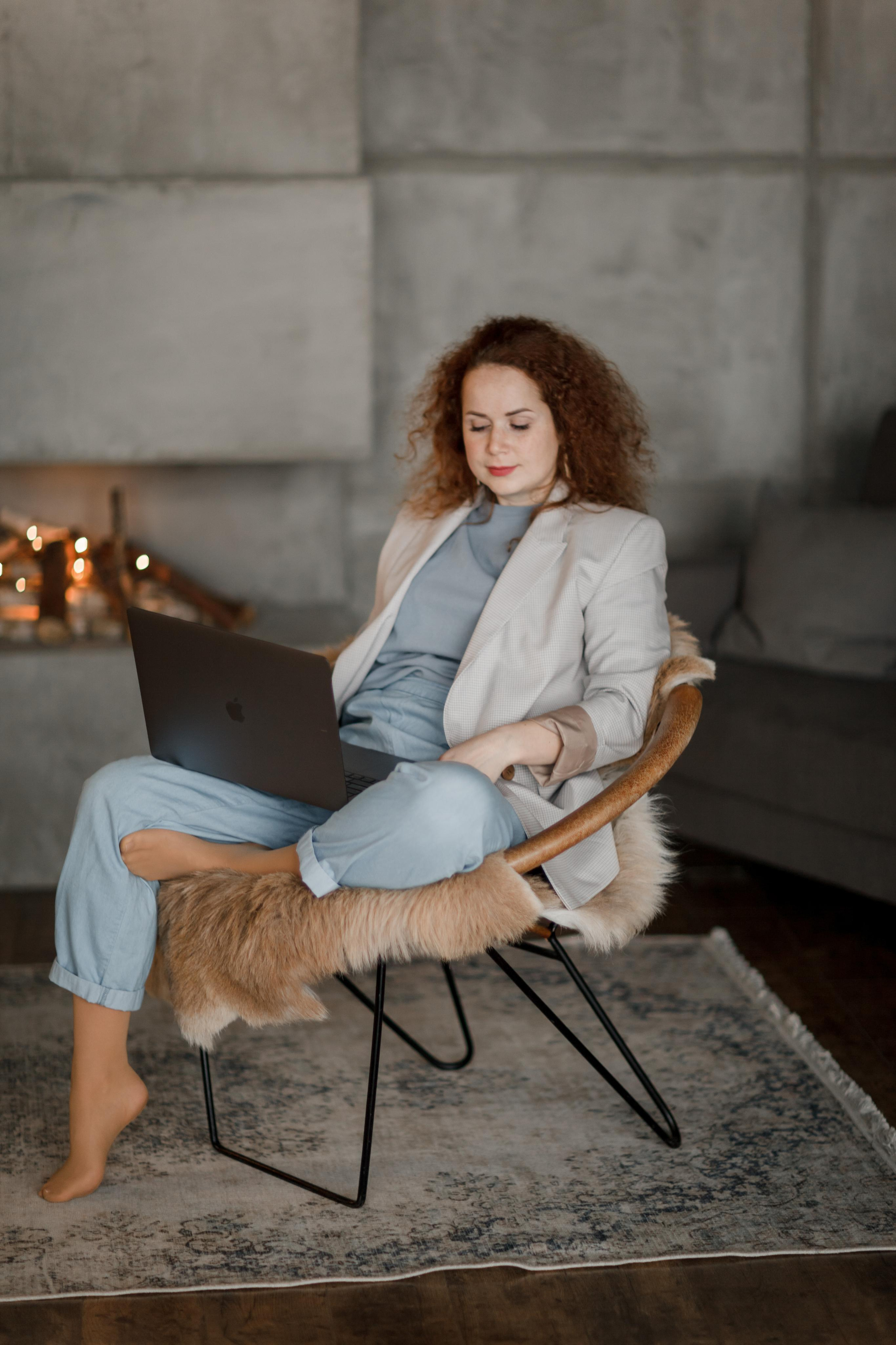 Имиджевая фотосерия для создателя SMM Агентства. Ваш фотограф Любовь Чистякова