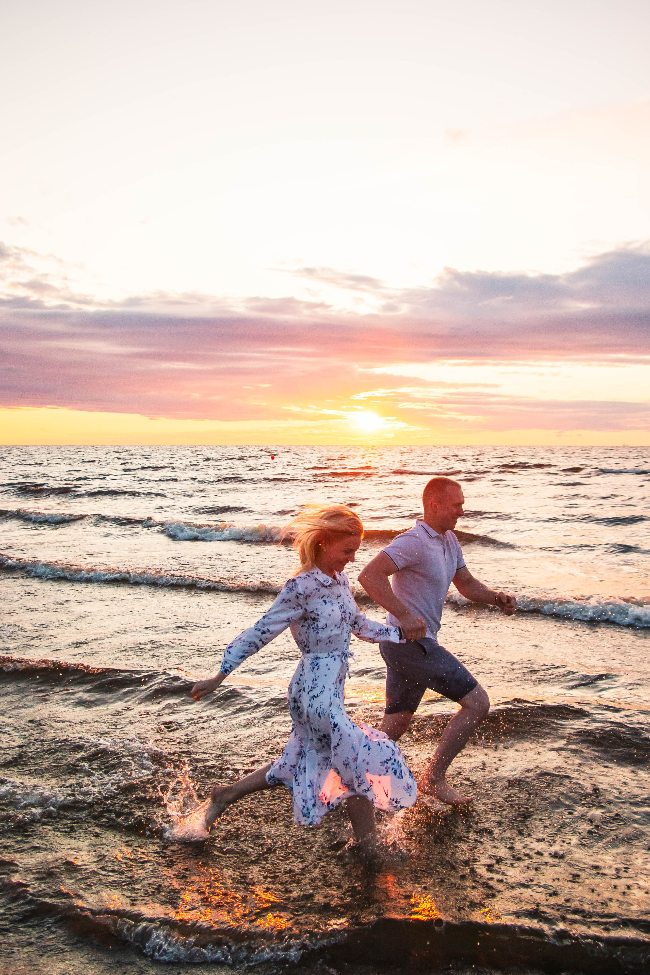 Бережно сохраняю ваши чувства и истории на своих фотографиях