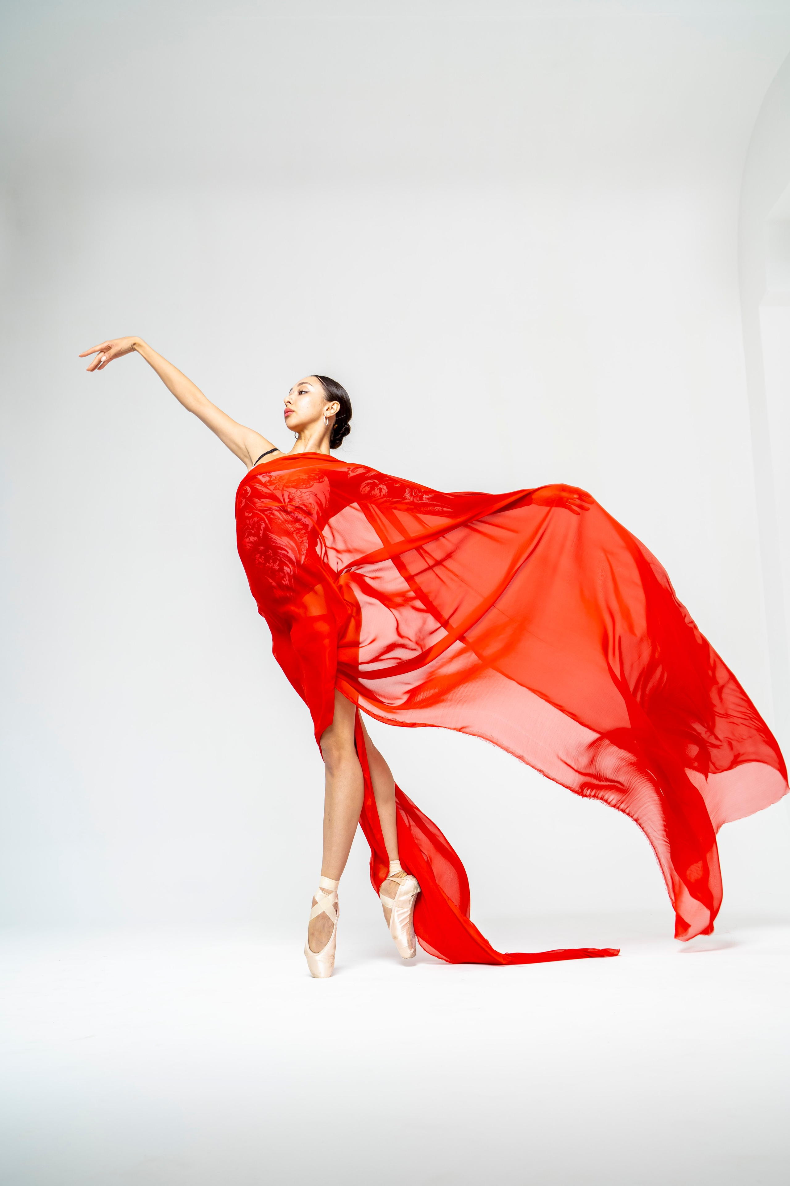 Артистка балета Амира Анвар. Профессиональный портретный фотограф в Москве Владимир Глаголев