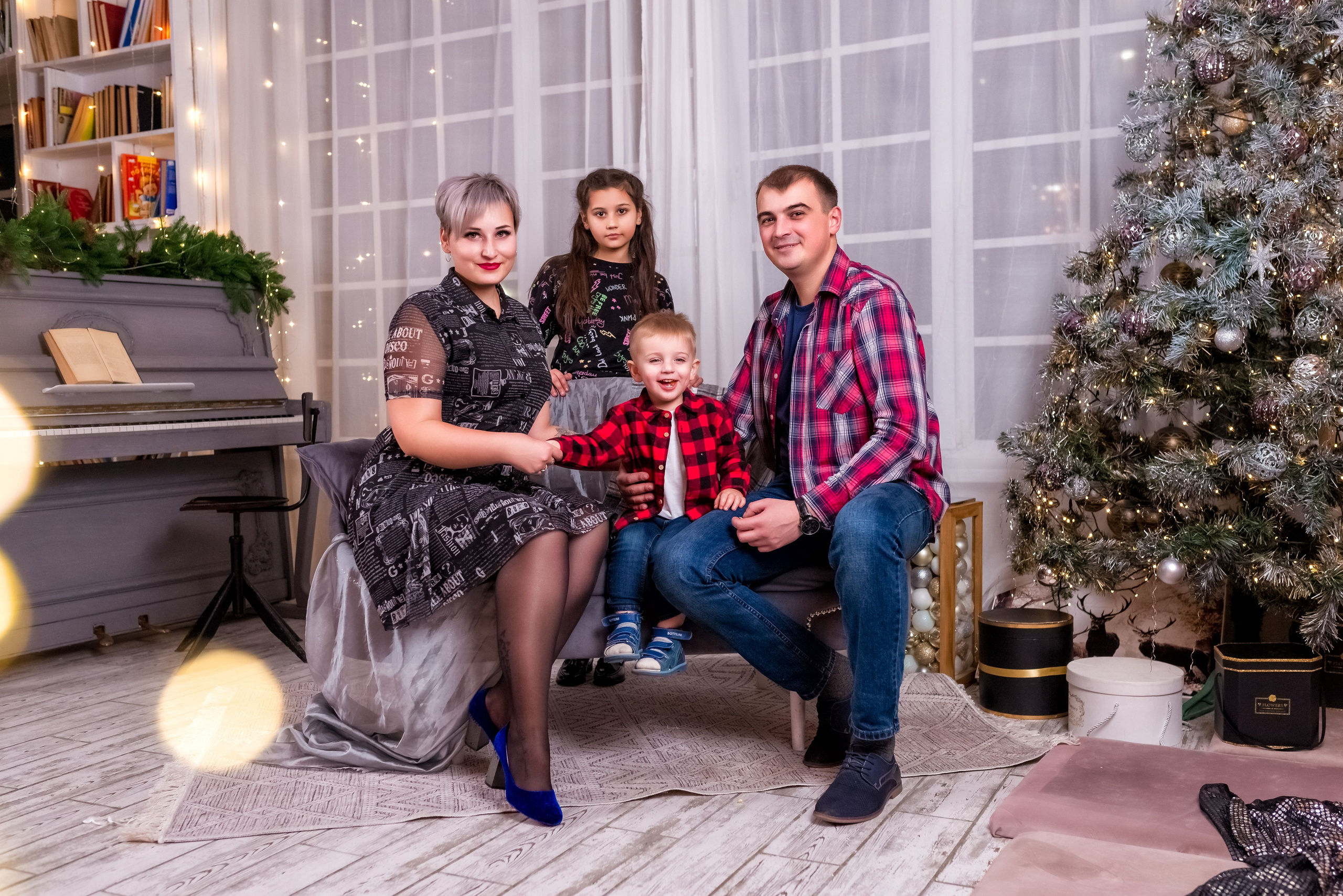Семейная Новогодняя. Женский фотограф Крещение Венчание Москва Брянск