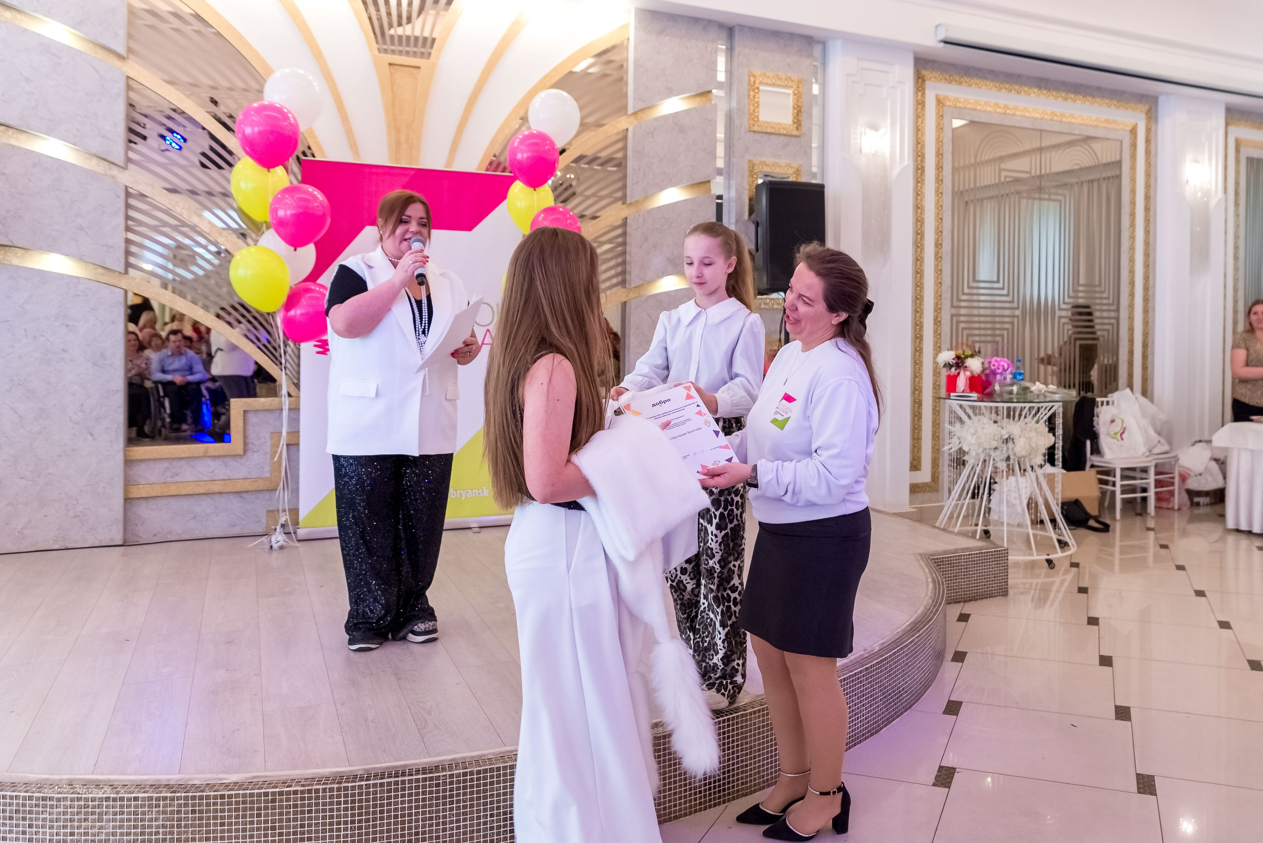 Фестиваль Ради мира от АУКЦИОН ДОБРА 🔥. Женский фотограф Крещение Венчание Москва Брянск