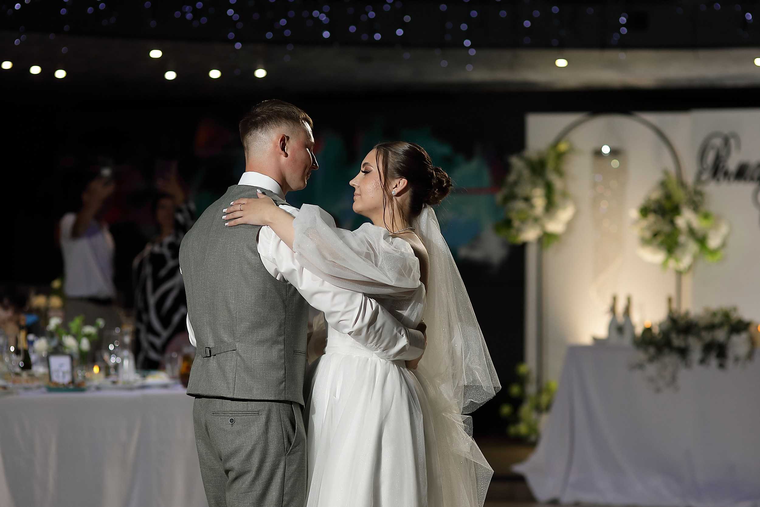 Роман и Софья. Свадебный и семейный фотограф и видеограф в Екатеринбурге Полянские Тимур и Анастасия