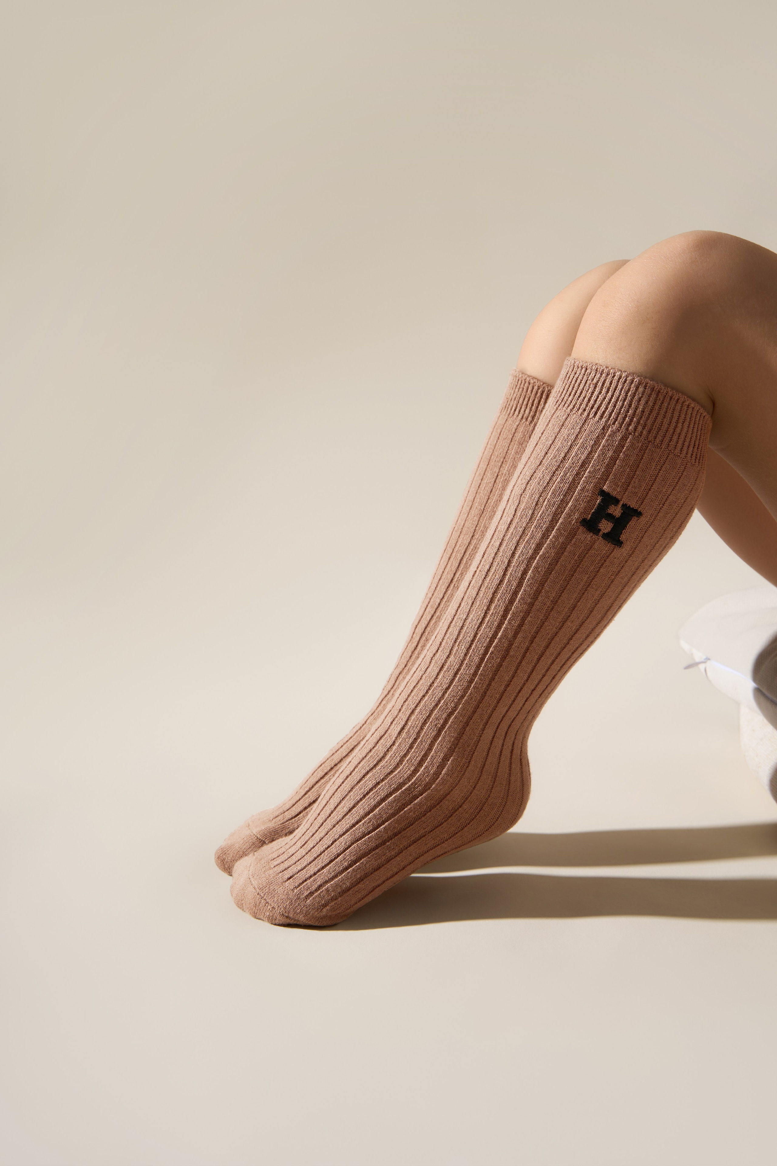 "Профессиональная детская фотосъемка для семейных портретов и воспоминаний""Высококачественная детская съемка новорожденных и малышей в студии""Рекламная детская фотосъемка для альбомов и подарков""Студийная детская съемка с креативными декорациями и позами""Коммерческая детская фотосъемка для маркетинга детских товаров""Фотография детской съемки с акцентом на эмоции и улыбки""Семейная детская съемка для портфолио и социальных сетей""Профессиональная детская фотосъемка с мягким освещением""Рекламные фото детской съемки для сайтов и брошюр""Высокоточная детская съемка для воспоминаний и презентаций""Детская фотосъемка высокого разрешения для семейных альбомов""Коммерческая детская съемка с фокусом на радость и развитие""Студийная фотосъемка детской съемки для брендов и маркетинга""Фотографии детской съемки для подарков и увеличения клиентов""Профессиональная детская съемка для каталогов и семейных историй"