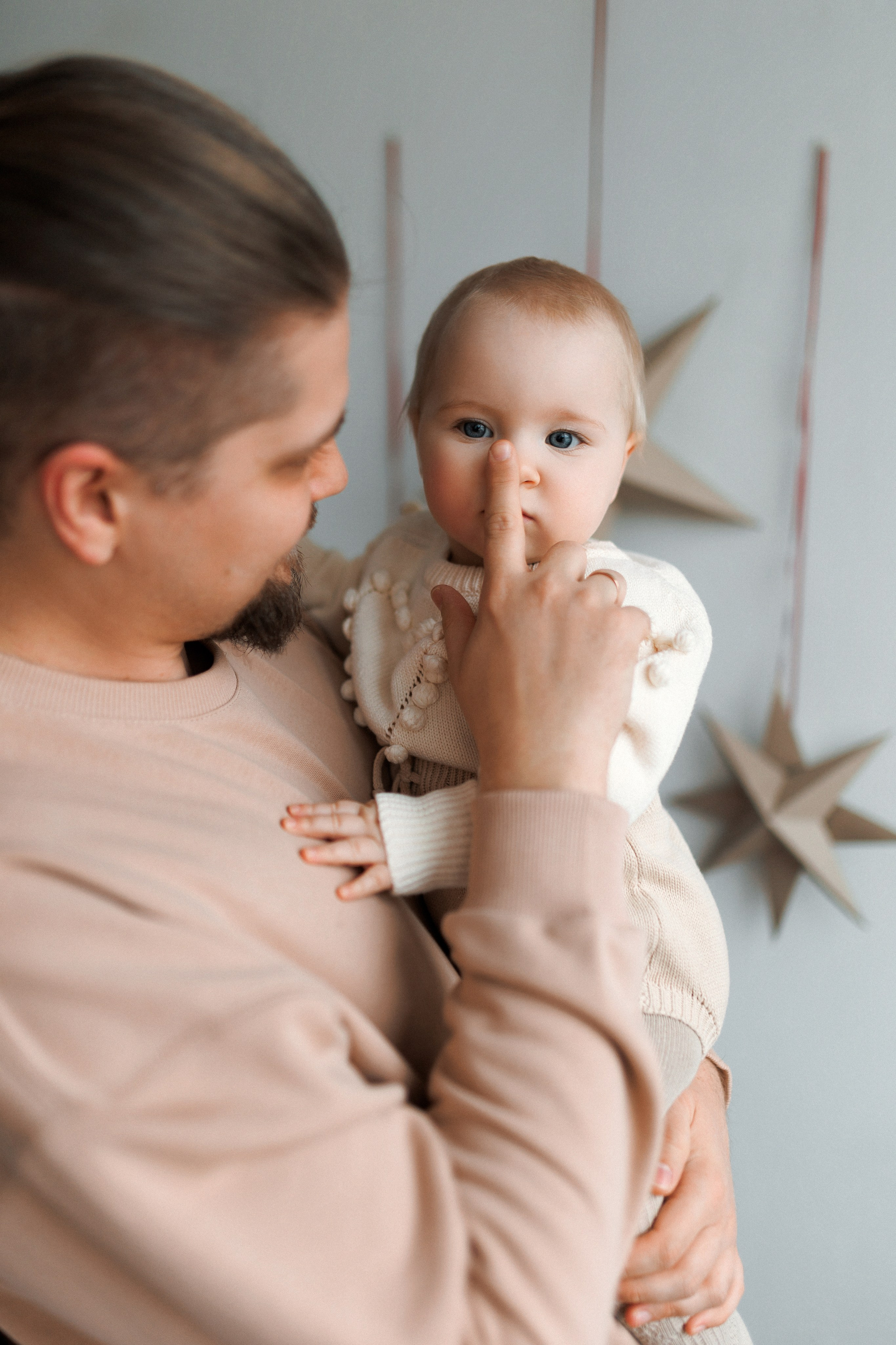 Алексей, Екатерина и Ася. Перед Новым годом. Цифра и плёнка. Настя Оленченко, портретный/семейный фотограф на цифру и плёнку Москва