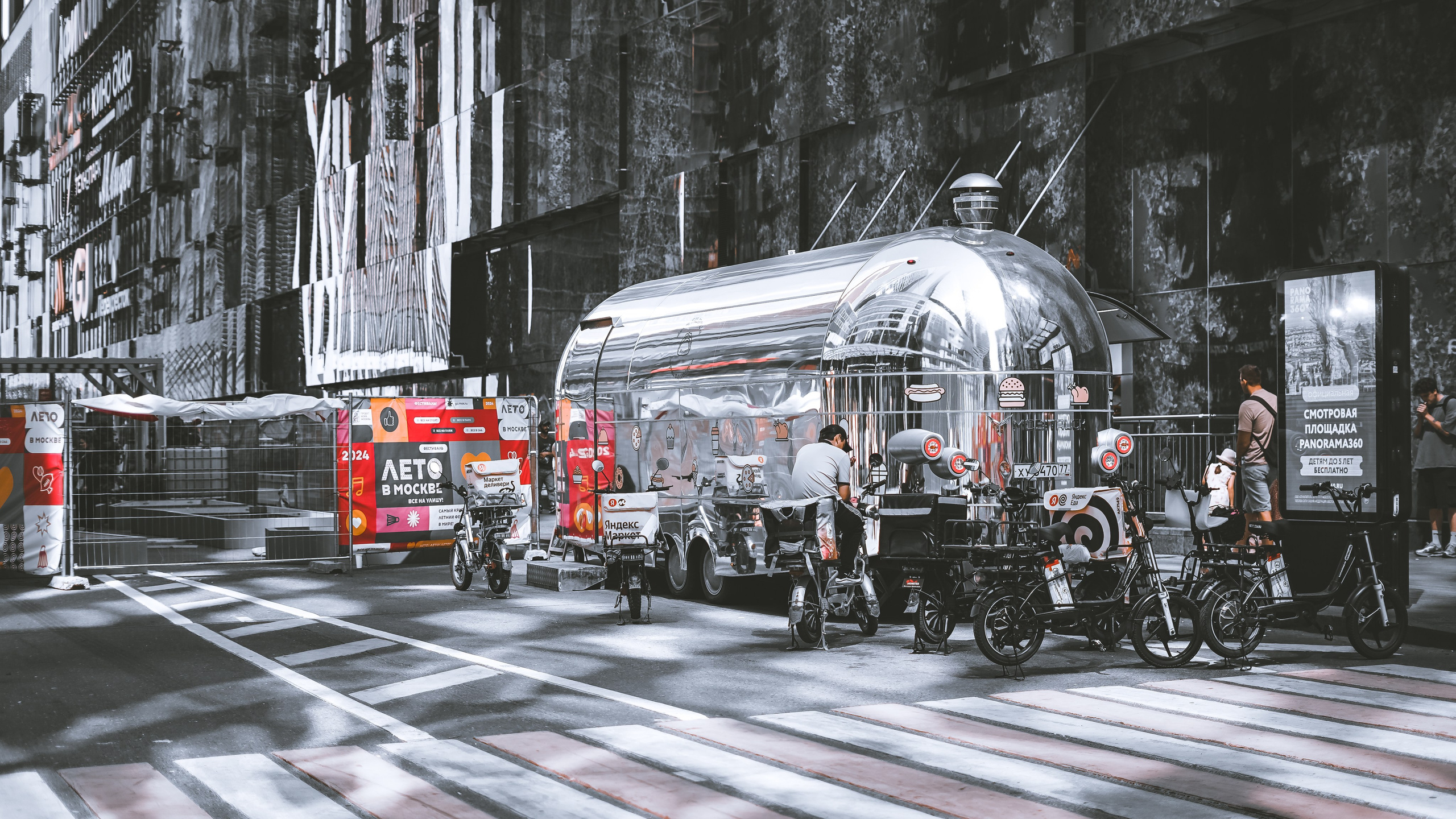 Студийные и стрит фотографии. Фотограф Антон Белоусов