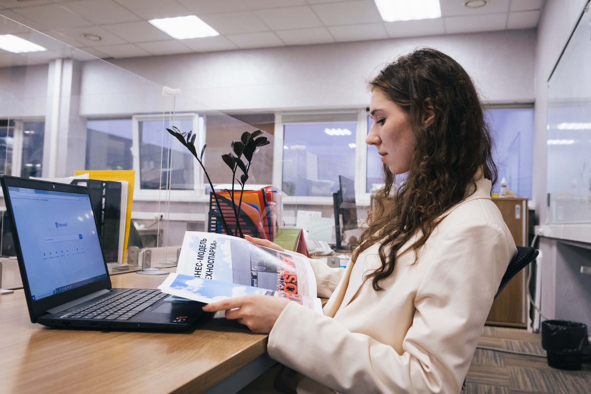 TechnoSpark. ANNA SHORT | Photographer