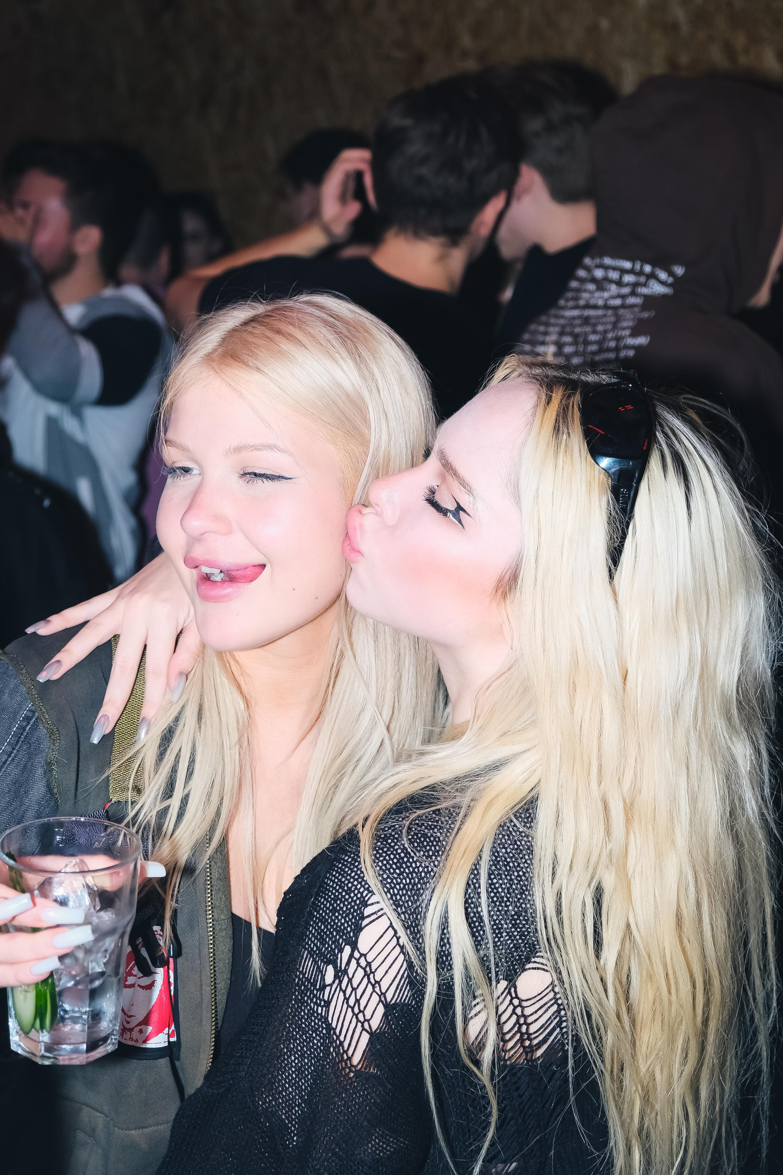 Gazgolder club. ANNA SHORT | Photographer