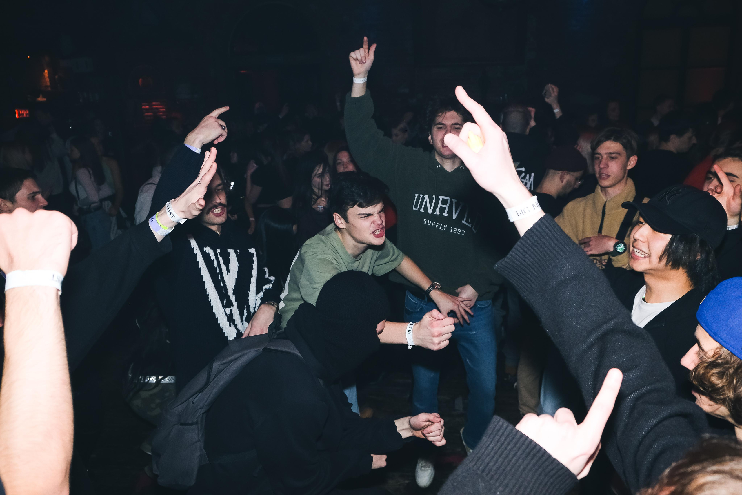 Gazgolder club. ANNA SHORT | Photographer