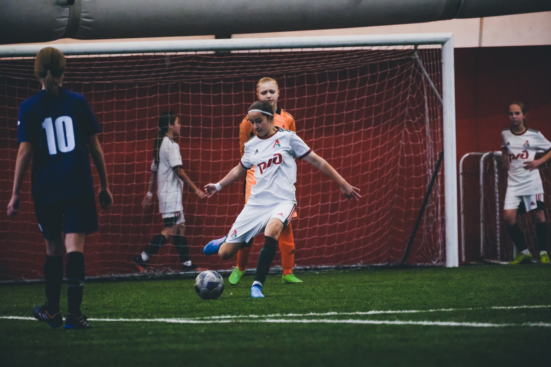 Football Locomotive girls. ANNA SHORT | Photographer
