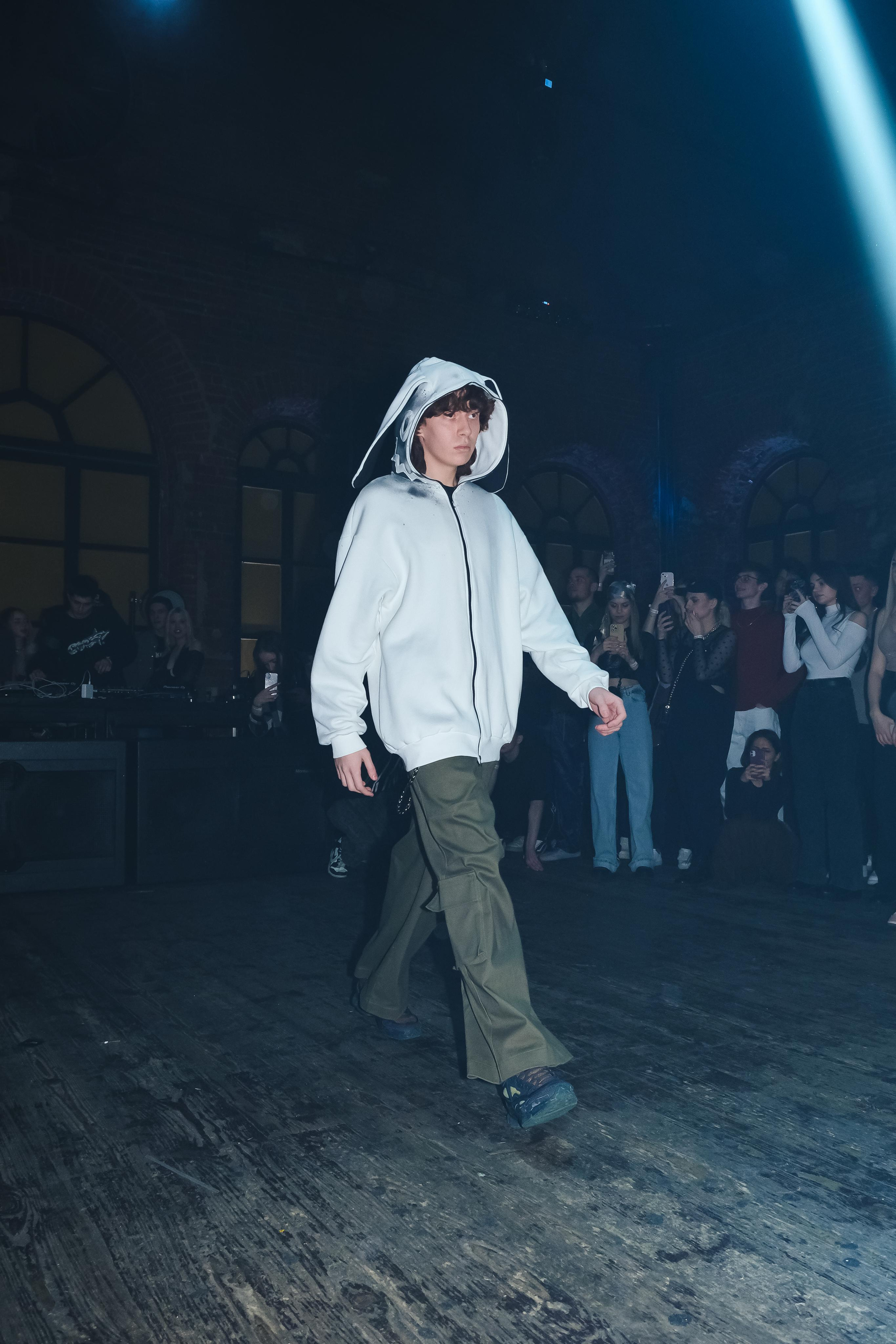 New designers' fashion show. ANNA SHORT | Photographer