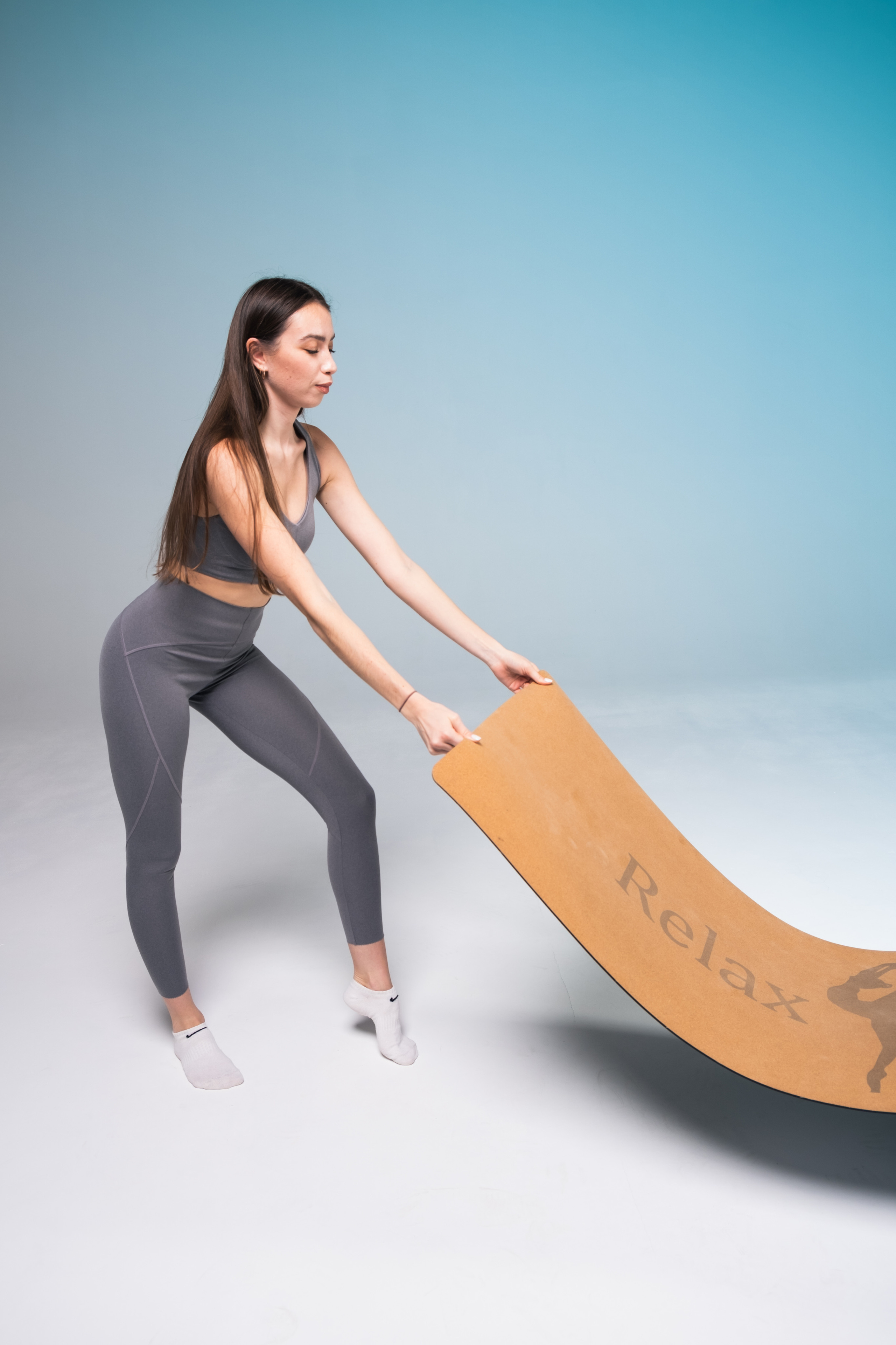 Stretching. ANNA SHORT | Photographer