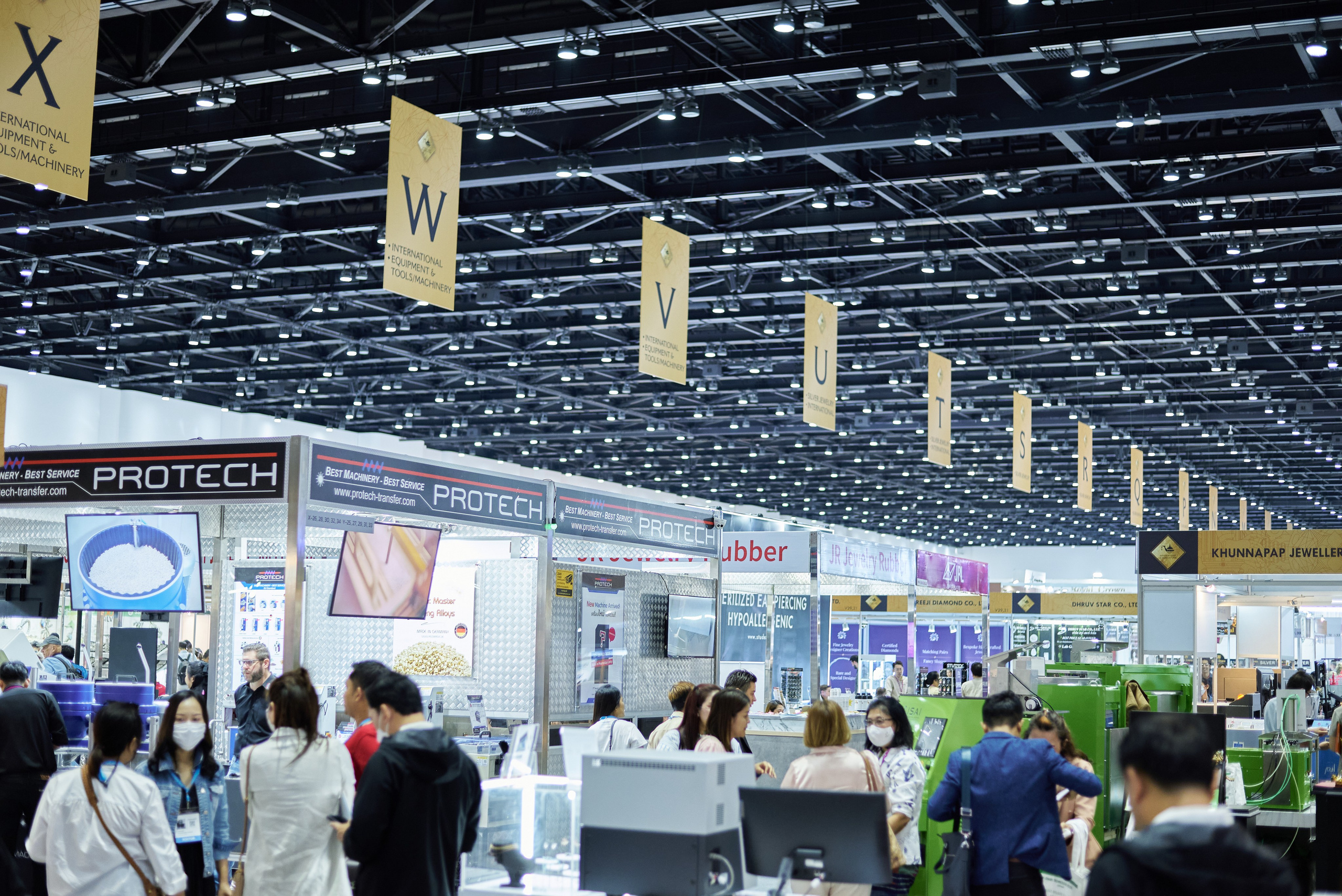 BANGKOK GEMS & JEWELRY FAIR. Photographer Bangkok — Pattaya | фотограф Бангкок — Паттайа