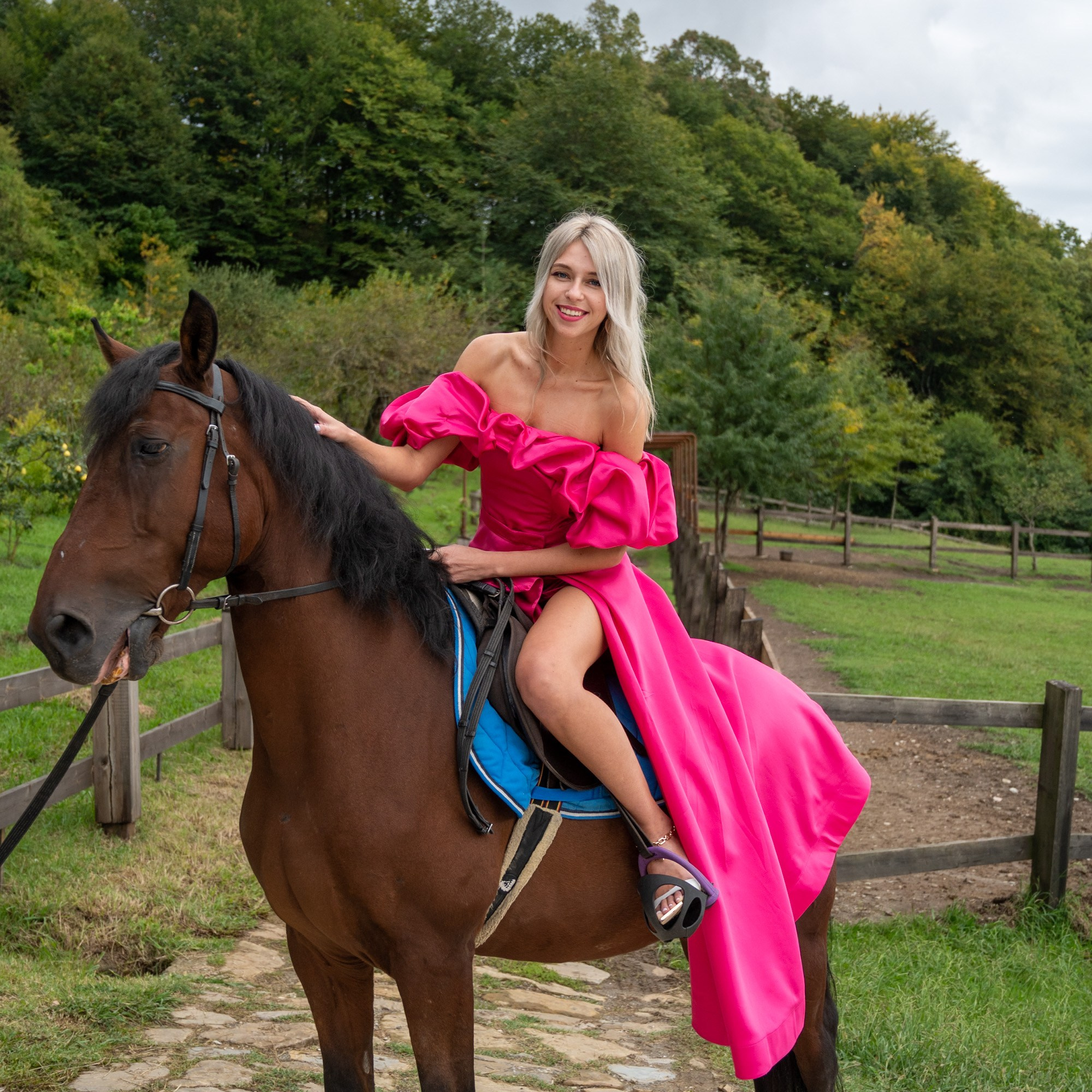 Ферма «ЭКЗАРХО» 03.10.2024 г. Фотографирую счастливых людей в Сочи