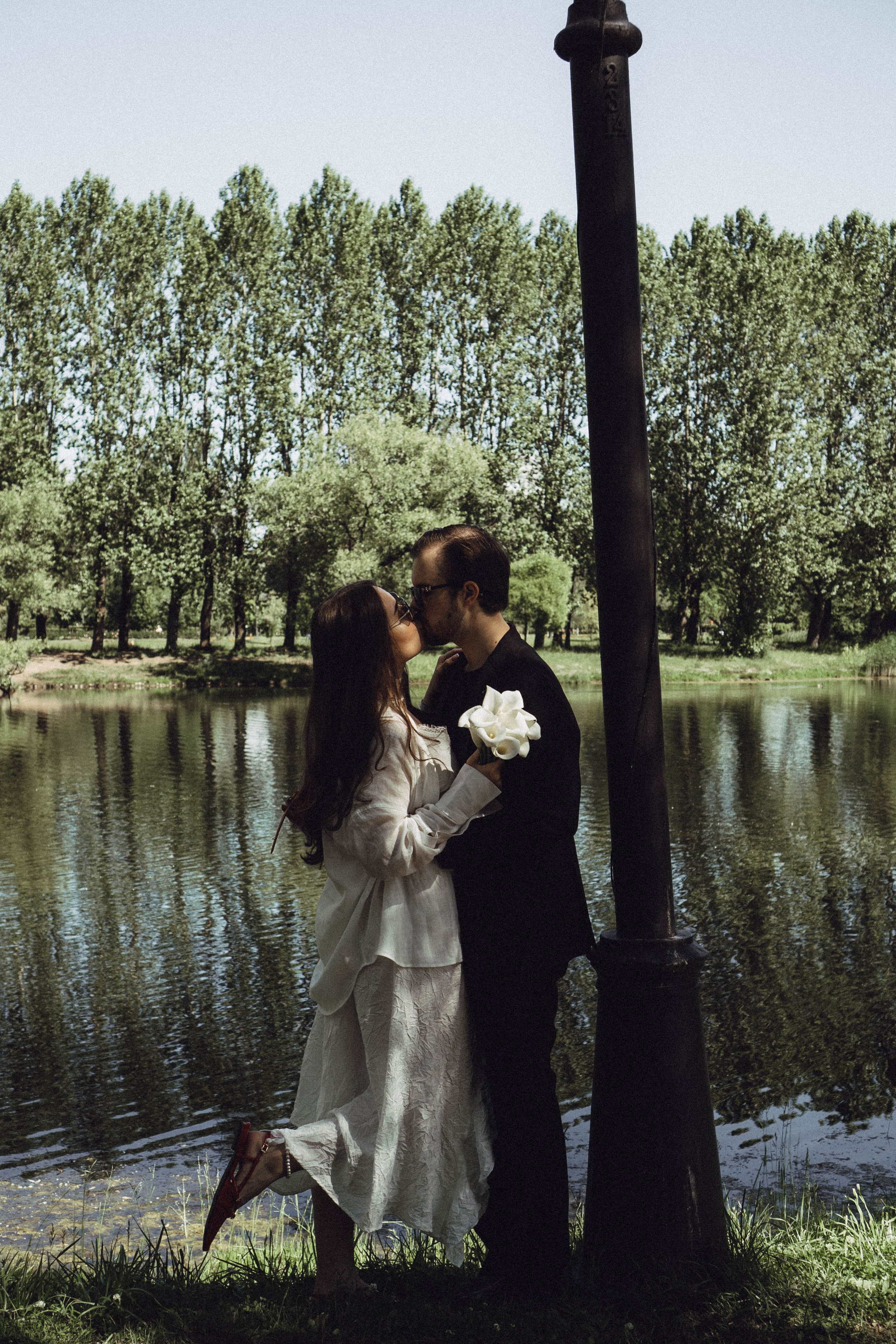 СВАДЕБНАЯ СЬЕМКА В ПАРКЕ ПОБЕДЫ И ПРОГУЛКА ПО МОСКОВСКОМУ ПРОСПЕКТУ. Профессиональный фотограф, Санкт-Петербург — Виктория Богомолова