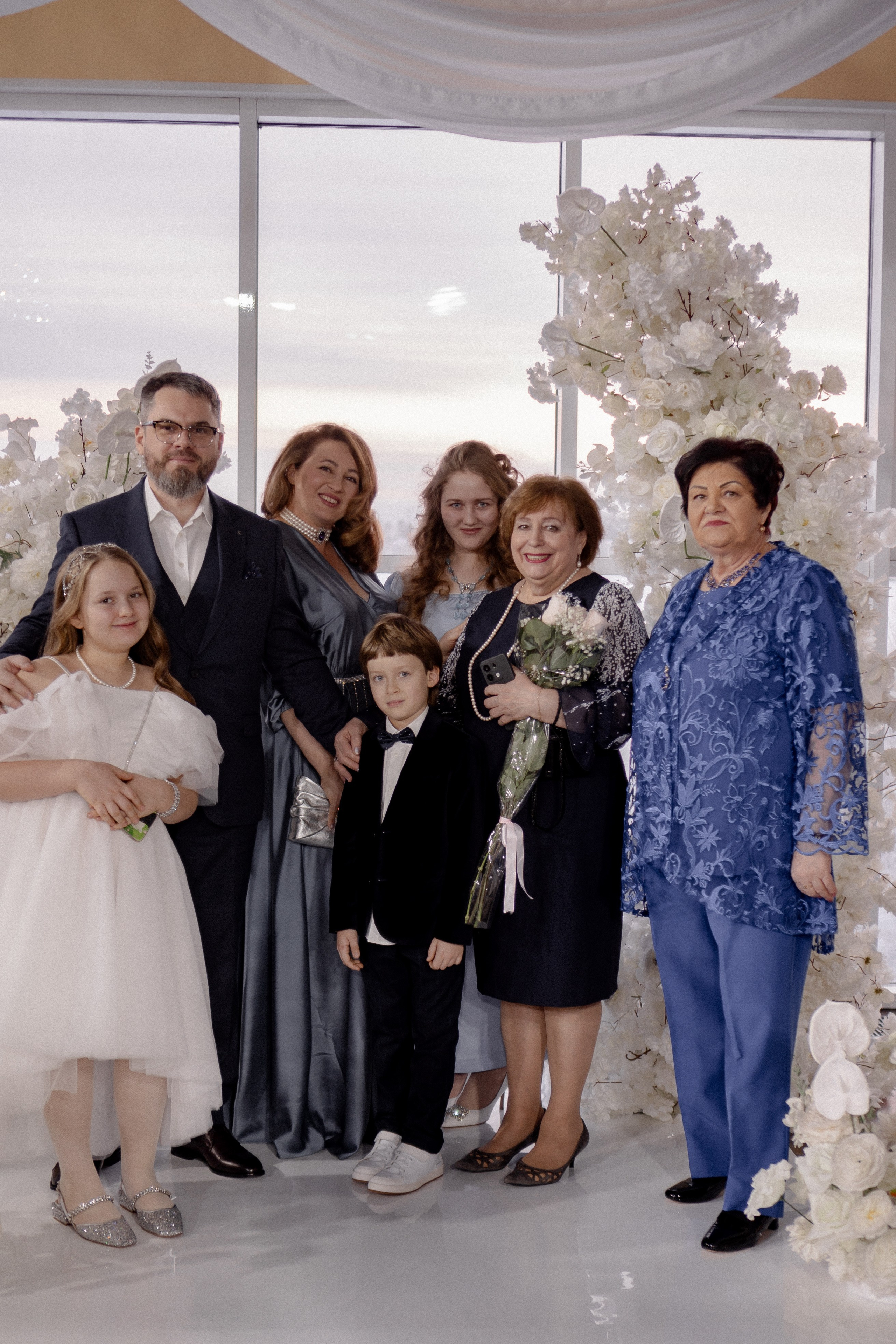 СВАДЕБНАЯ СЬЕМКА СБОРОВ В ОТЕЛЕ И ВЫЕЗД НА ЦЕРЕМОНИЮ (СНЯТО В СИБИРЕ В НИЖНЕВАРТОВСКЕ). Профессиональный фотограф, Санкт-Петербург — Виктория Богомолова