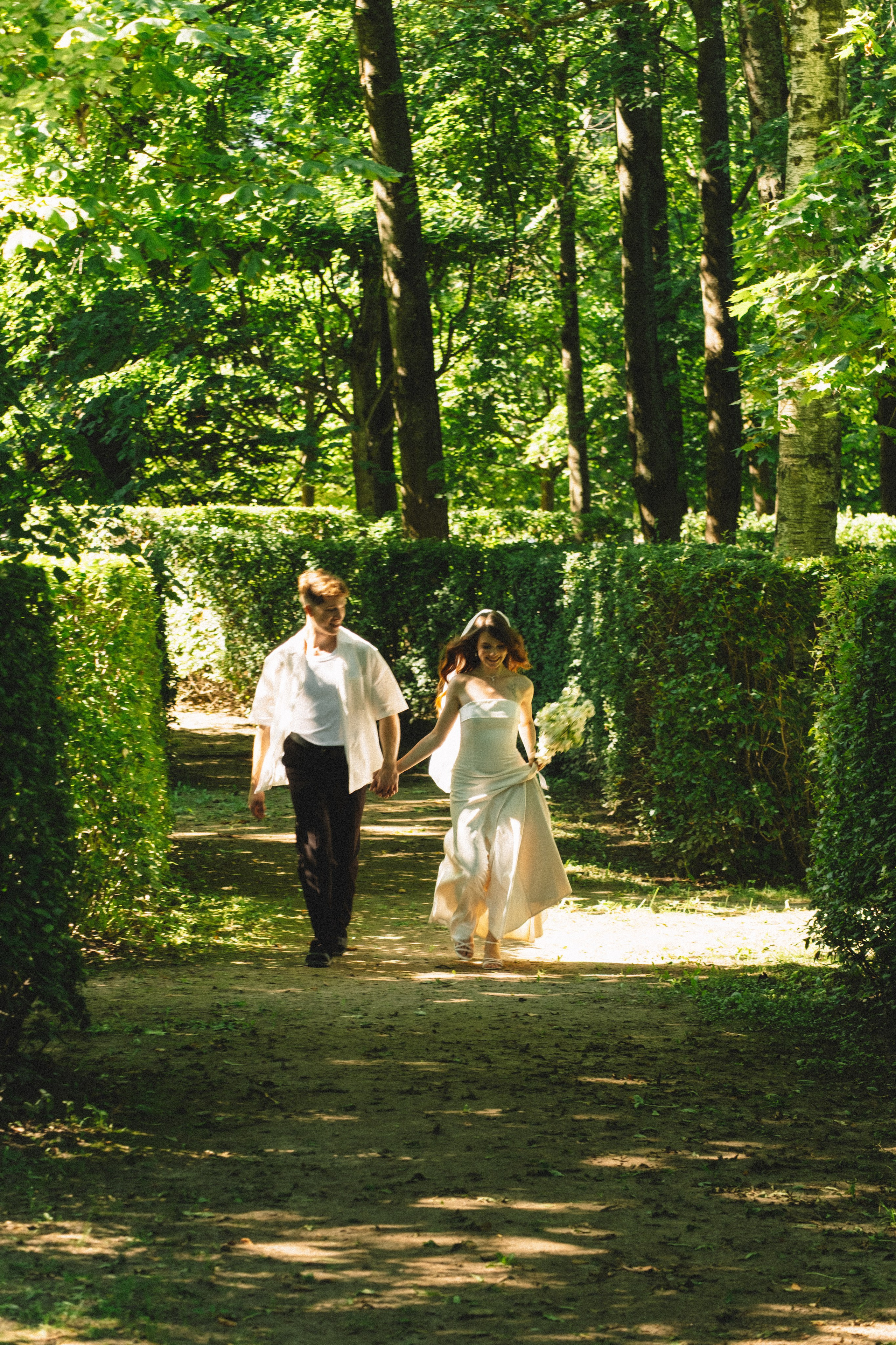 СВАДЕБНАЯ СЬЕМКА В ПЕТЕРГОФЕ И СЬЕМКА РЕПОРТАЖА В ЗАГСЕ ПЕТЕРГОФА. Профессиональный фотограф, Санкт-Петербург — Виктория Богомолова