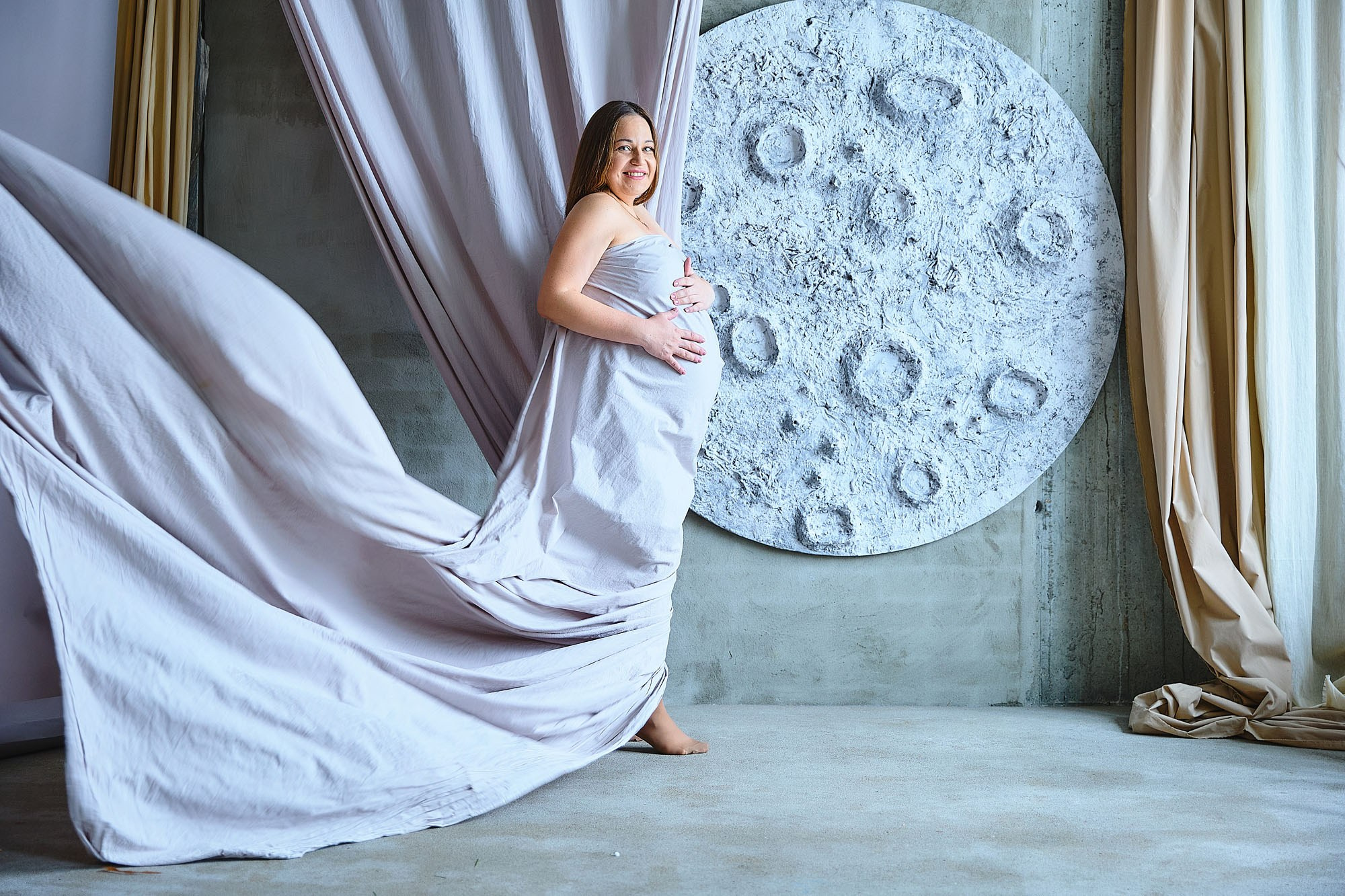 Фотосессия беременности в студии. Любовь Гальцова — свадебный, семейный, детский фотограф в городе Кемерово и Кемеровской области