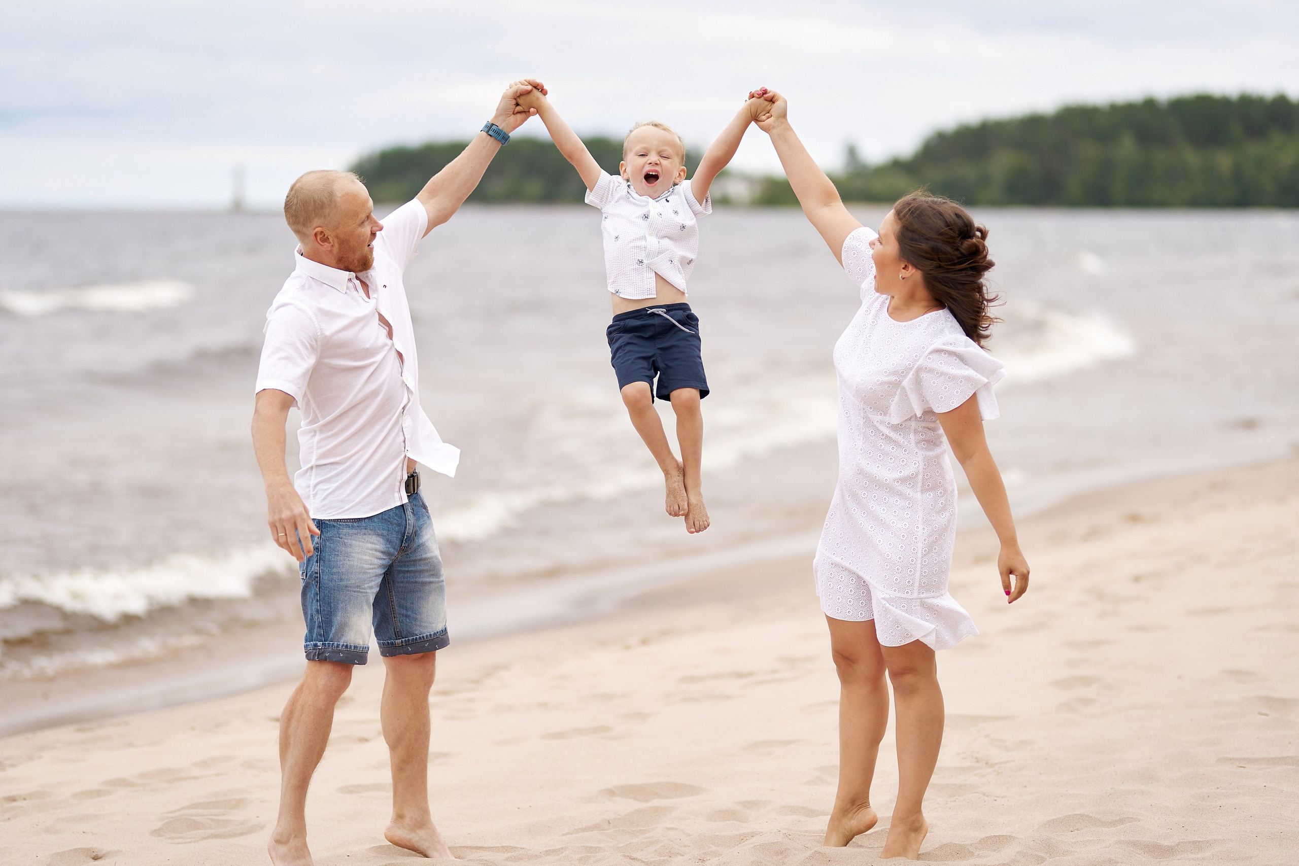 Семейная прогулка на Ладоге