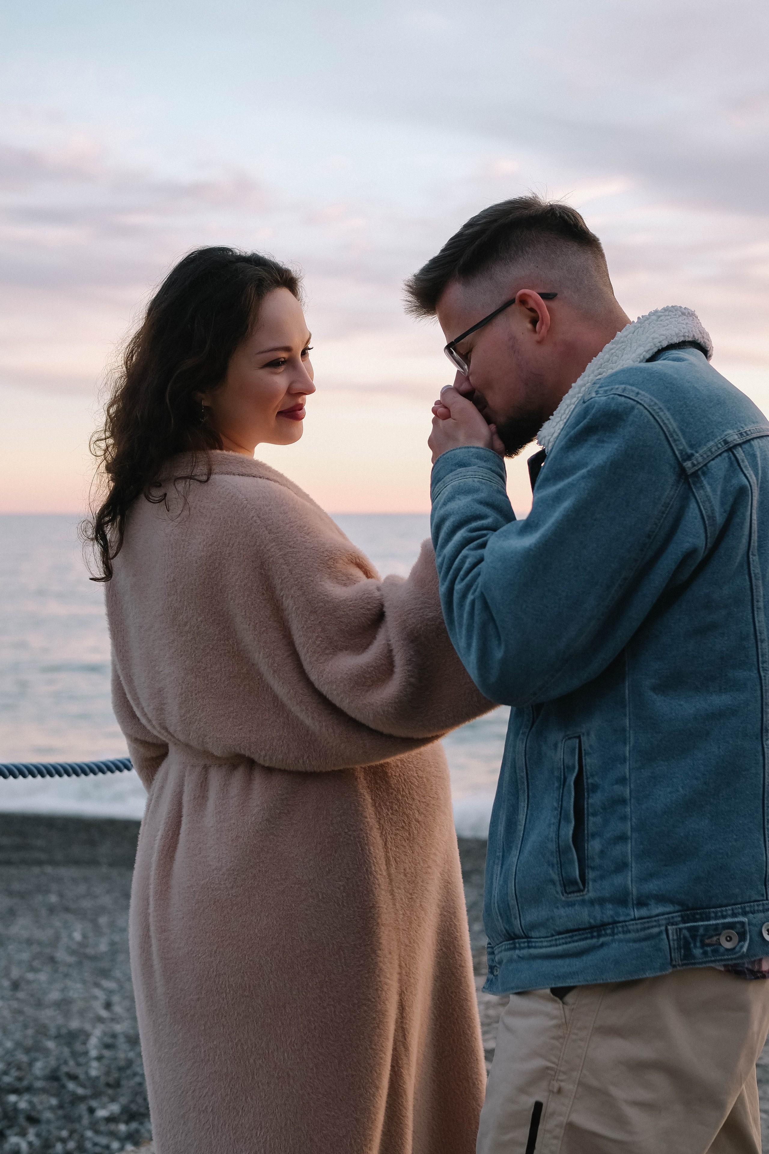 В ожидании чуда (ЖЕня и Женя). Главная