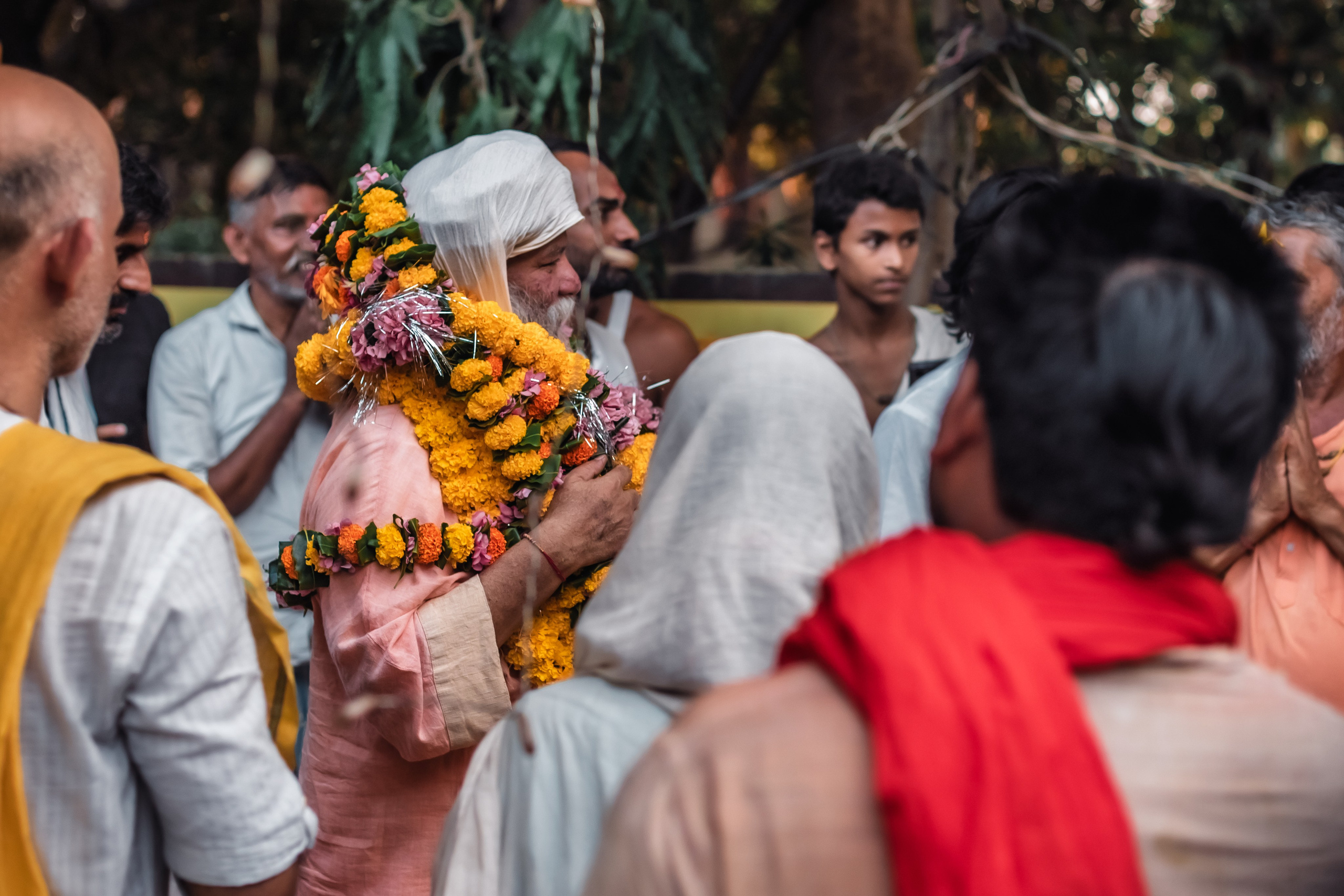 Devraha baba ji ashram life 2025. Mariam Bagdasaryan