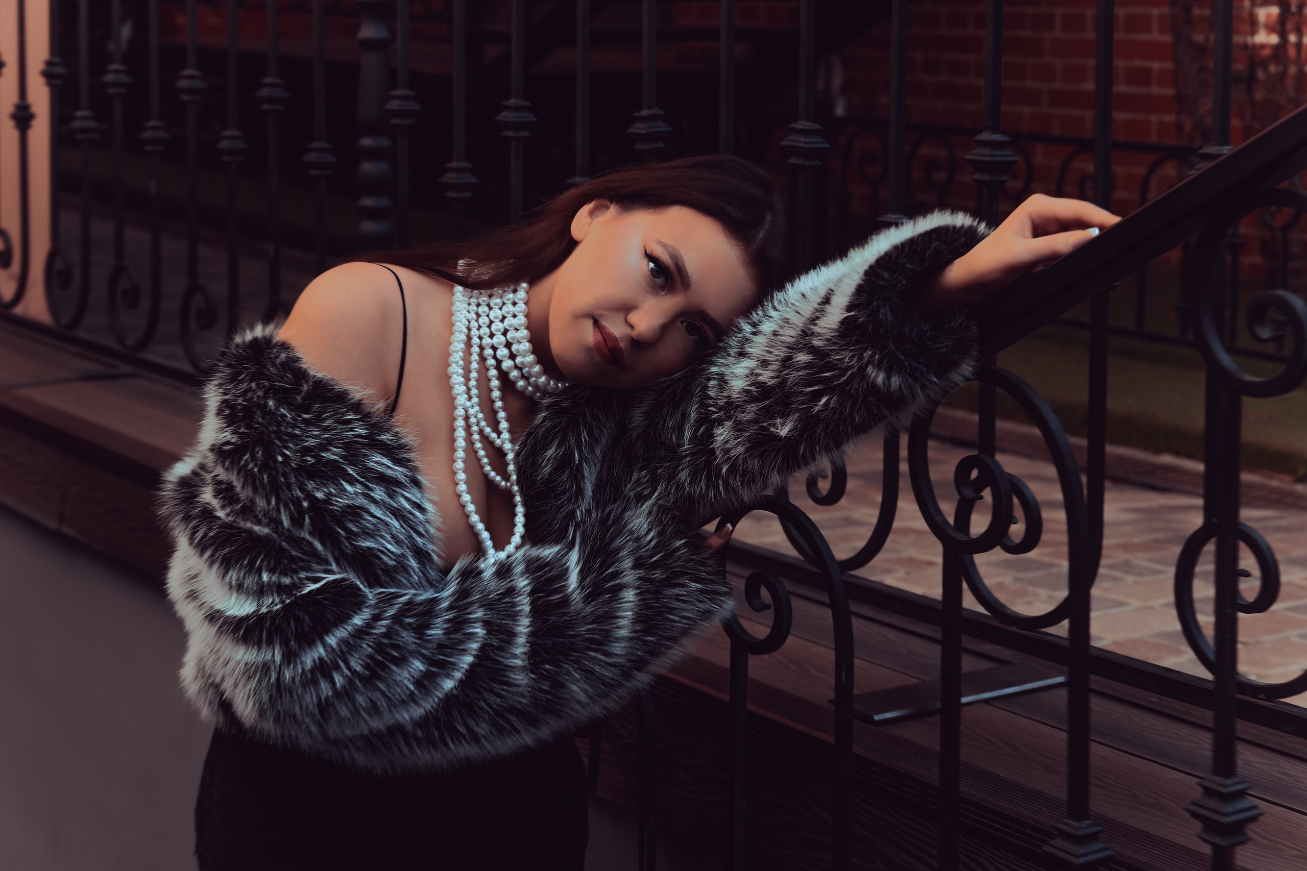 Кристина на прогулке. Фотограф Пермь. Фотосессия в фотостудии Перми и на свежем воздухе