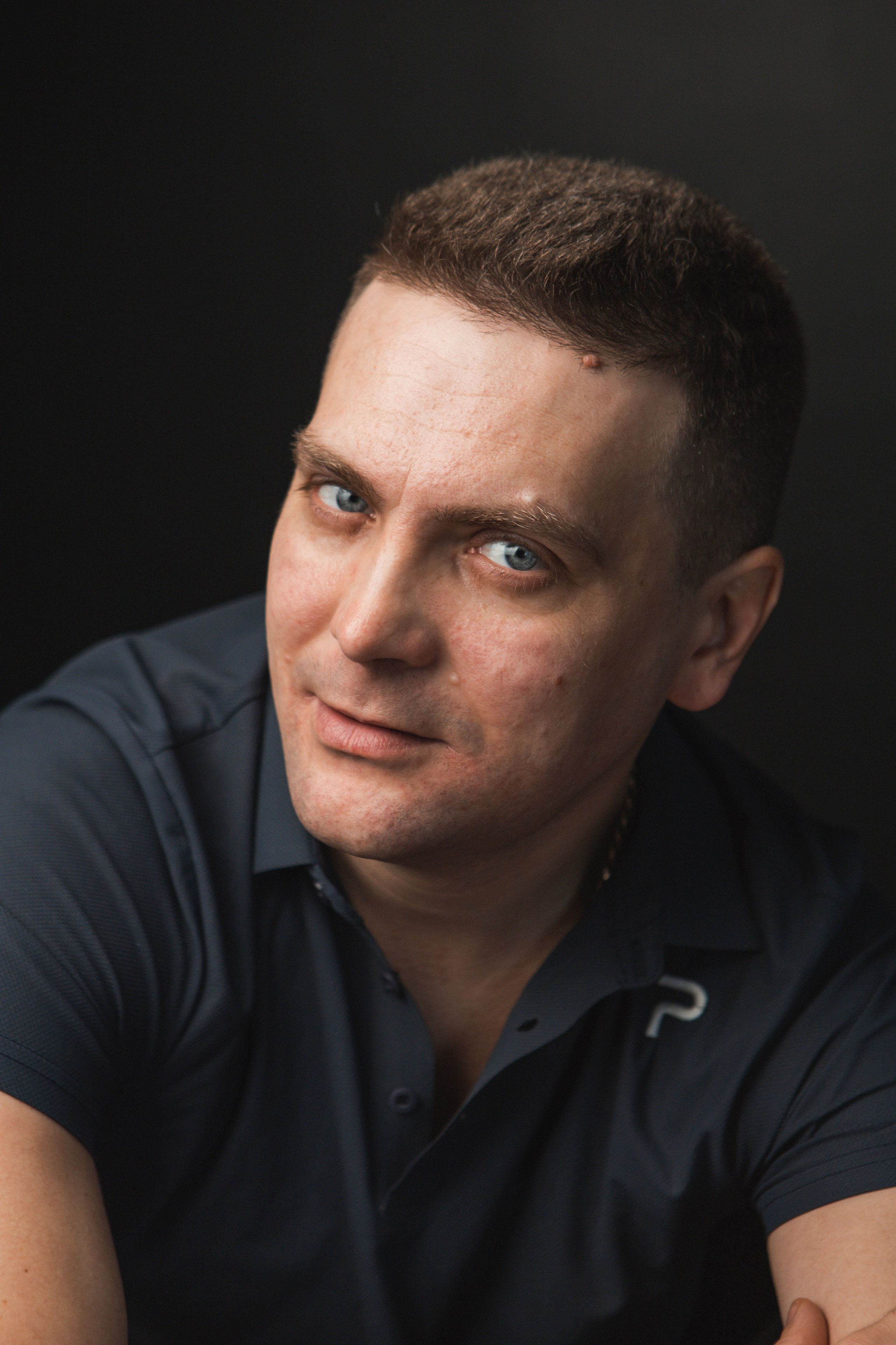 Мужская съёмка для Алексея. Портретный фотограф Керчь Светлана Боровая