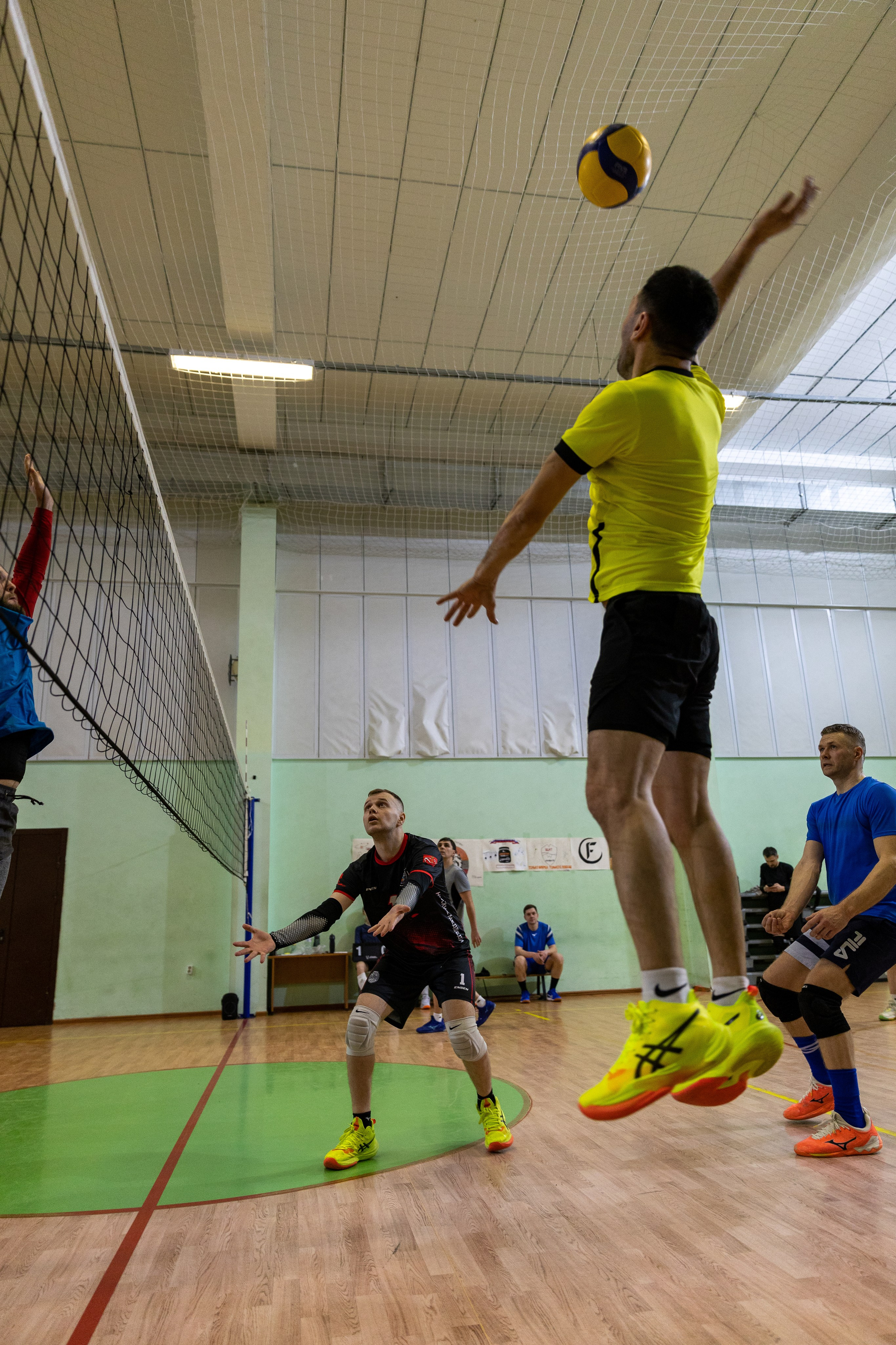 Воллейбол. Товарищеский матч. Репортажный фотограф Санкт-Петербург | Роман Карбышев