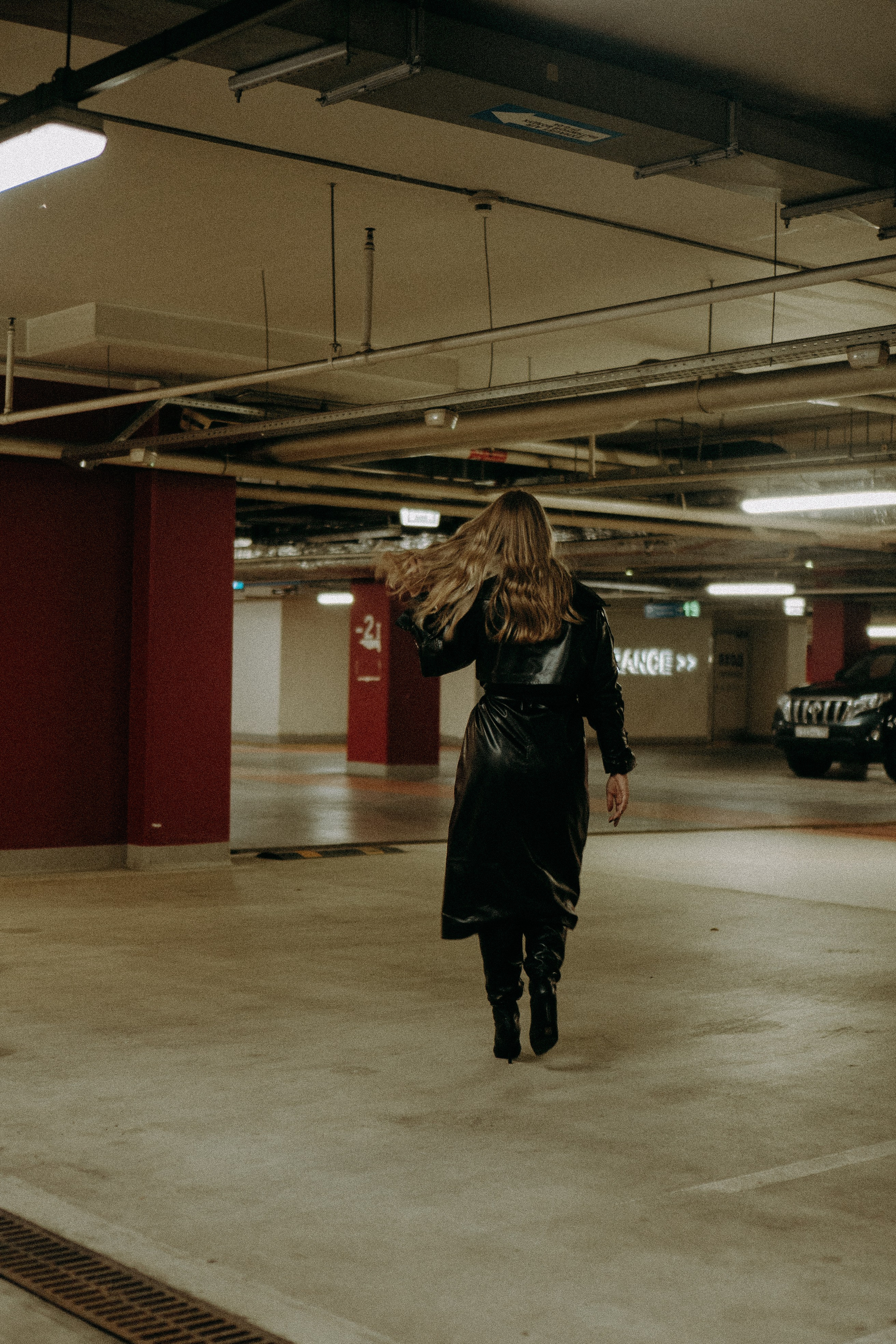 НА ПАРКОВКЕ. Профессиональный фотограф, Санкт-Петербург — Виктория Богомолова