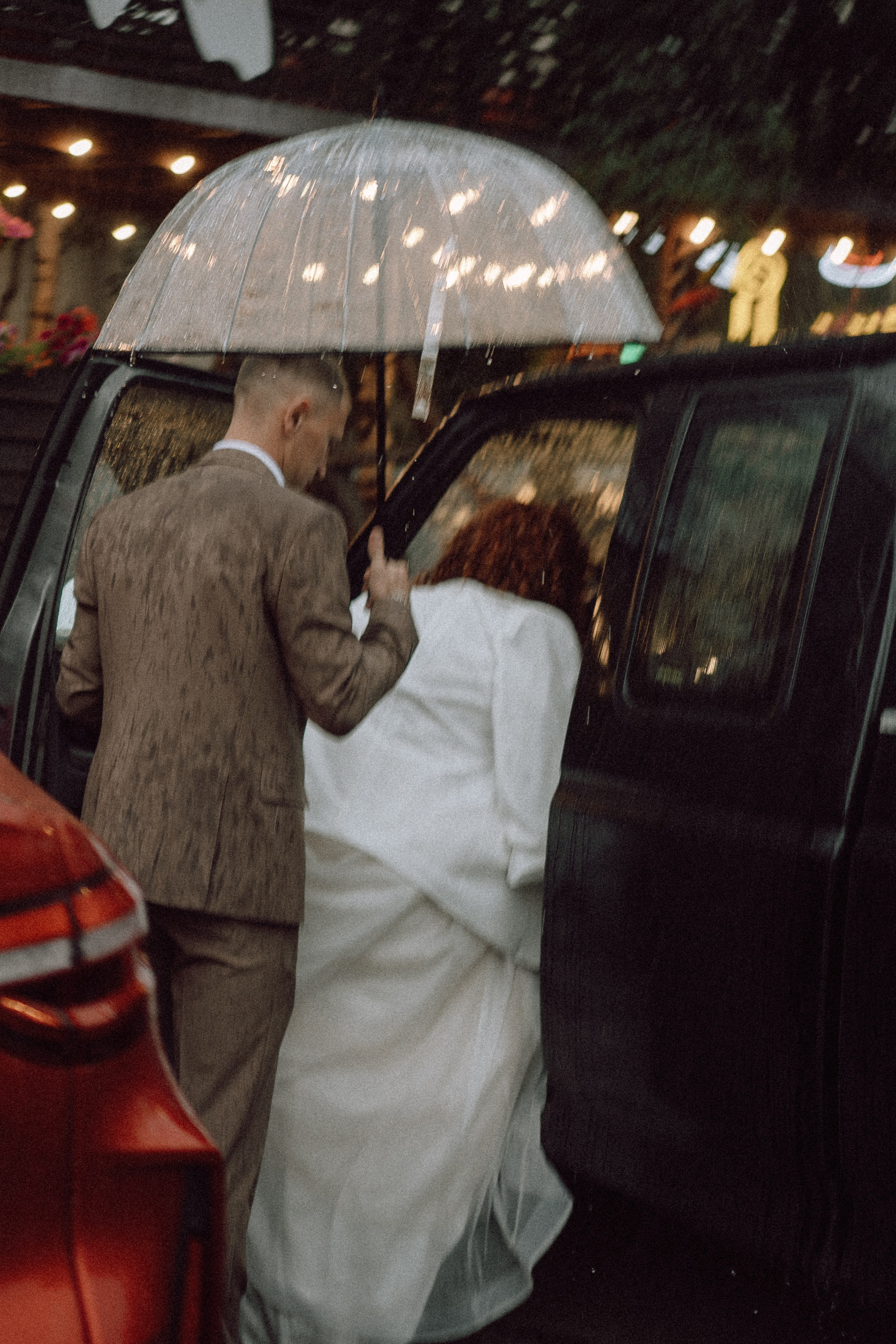 СВАДЕБНАЯ ФОТОСЕССИИЯ ПАРЫ В ГОРОДЕ ПРИОЗЕРСК В СОСНОВОМ ЛЕСУ И С ПИКАПОМ. Профессиональный фотограф, Санкт-Петербург — Виктория Богомолова