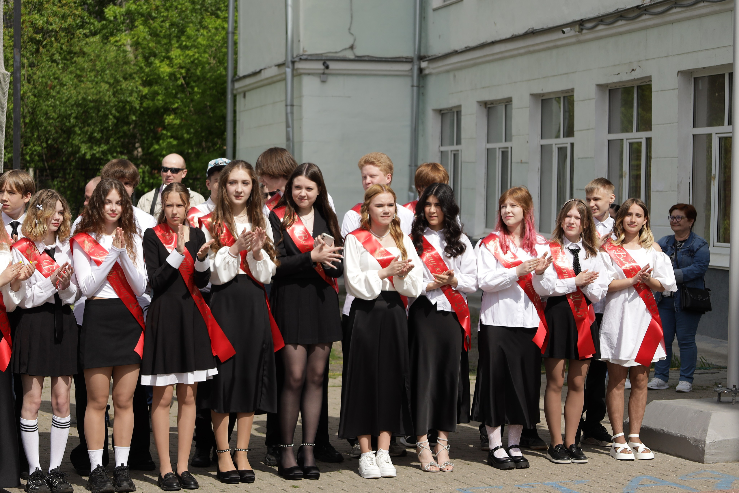 Последний звонок. Фотограф Надршина Лилия