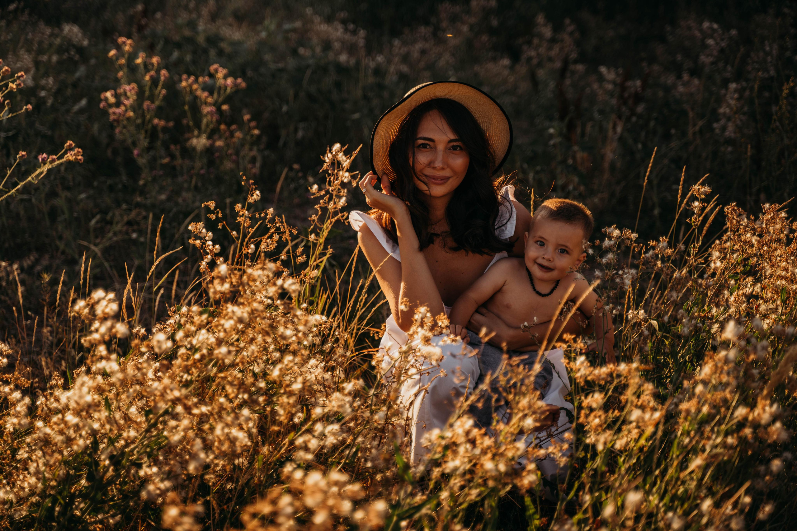 Юлия и Мирон. Локация — УВЕК. Семейный фотограф в Саратове