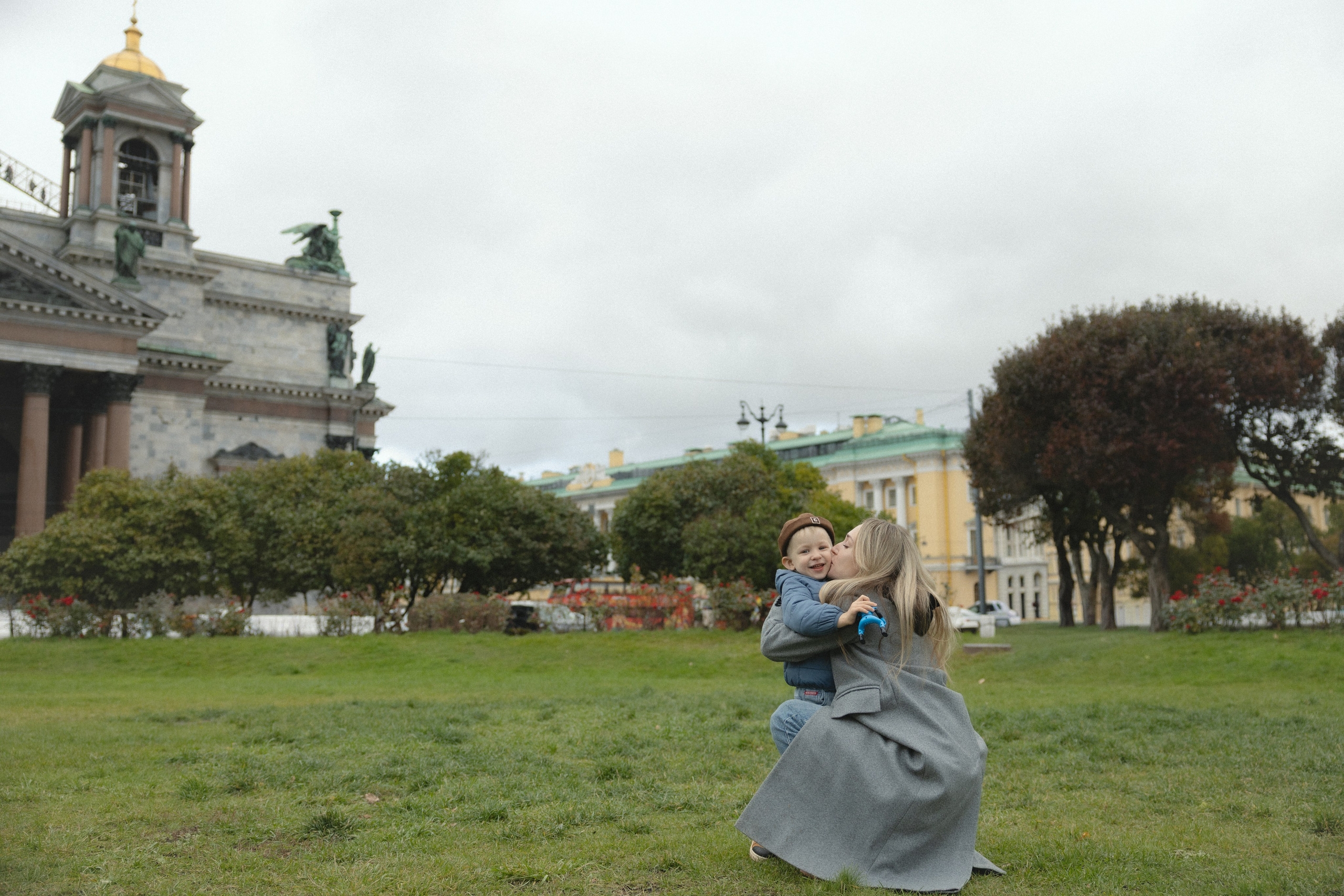 Семейная фотоистория и история мамы и малыша. Семейный фотограф в Санкт-Петербурге Мария Соколова