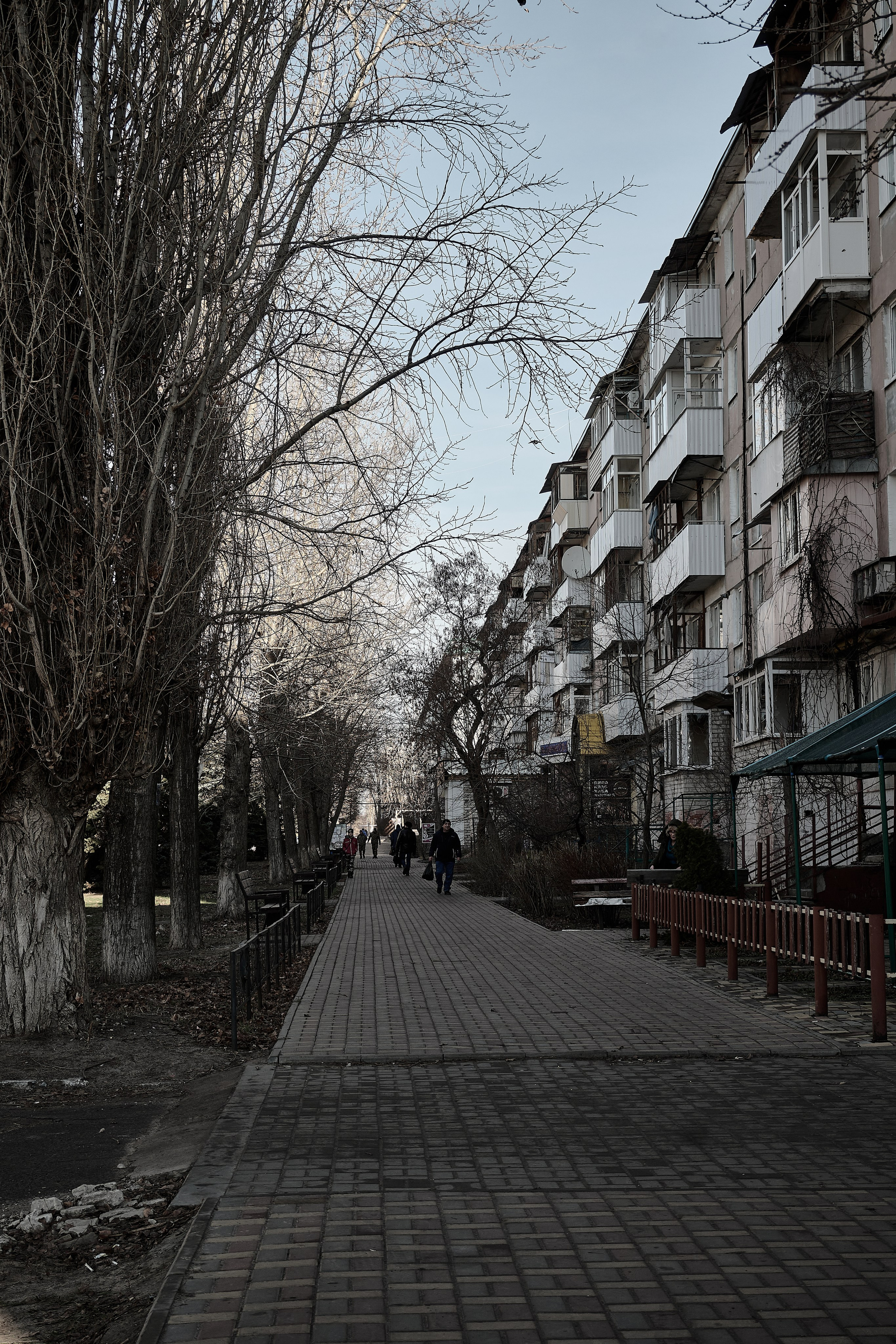 Будни съёмок фотопроекта Территории. Фотограф Роман Адлер