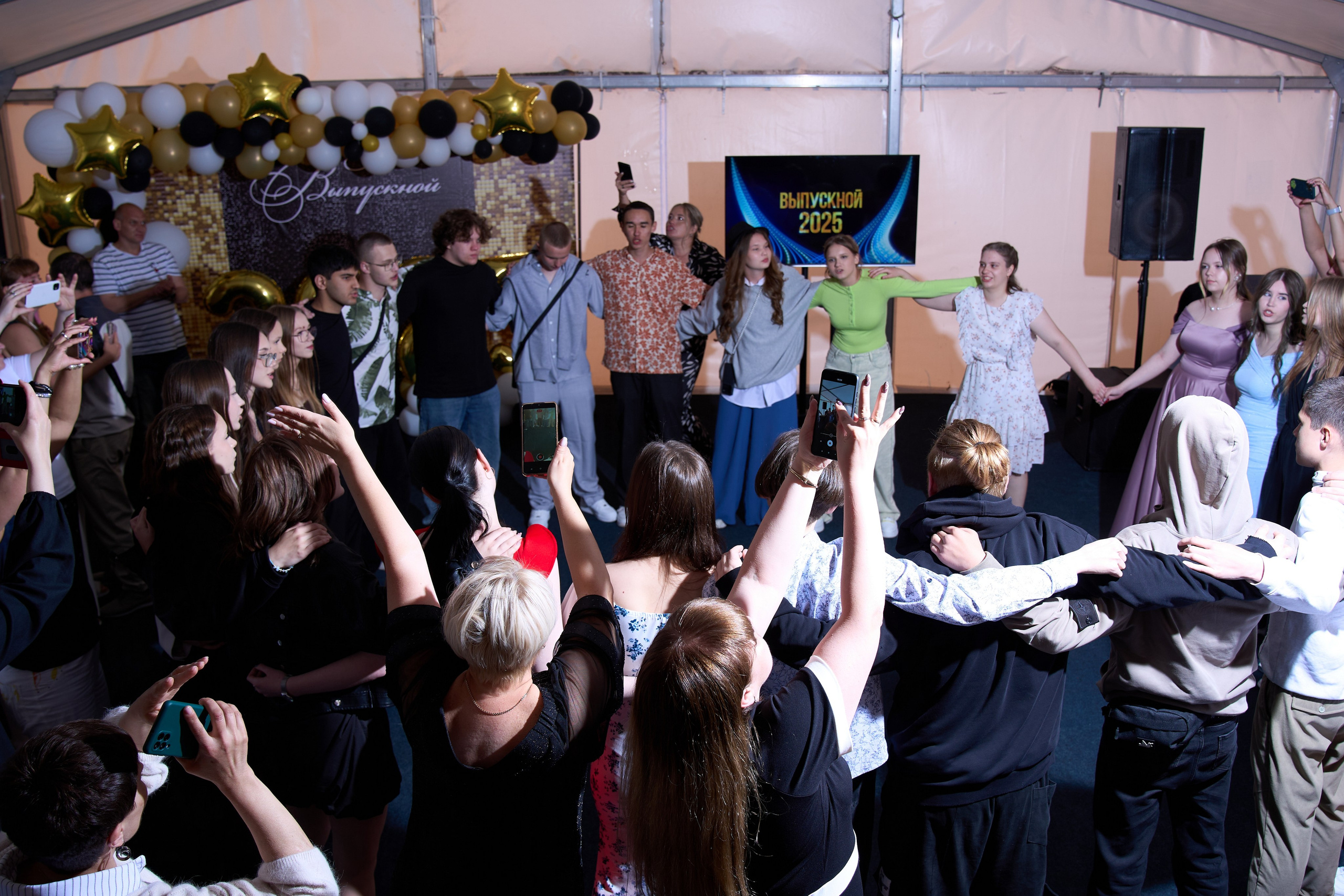 Выпускной 4 шк 9 класс Коматек. Фотостудия «Стрекоза»