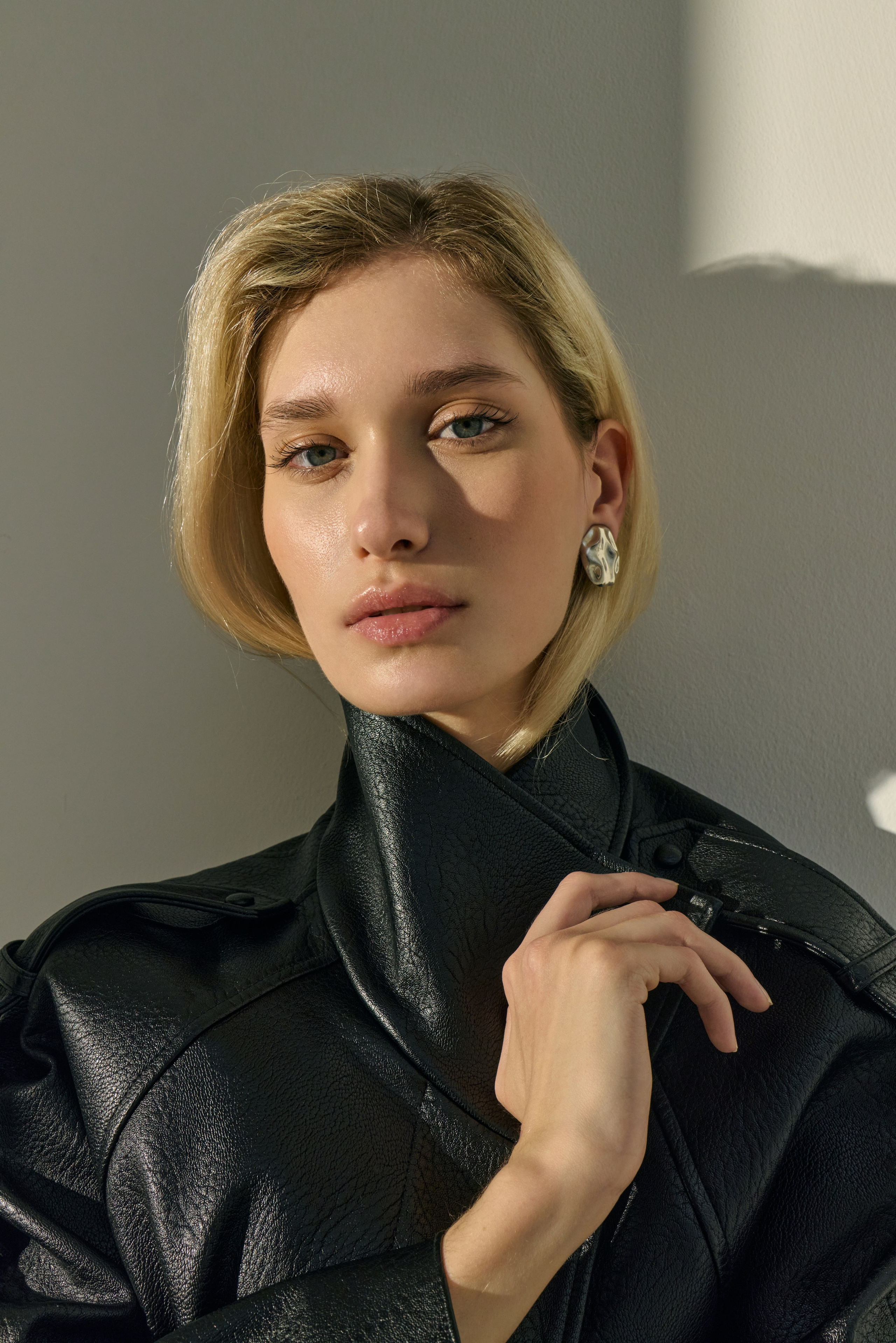 Каталожная съемка одежды для брендов под ключ в Москве