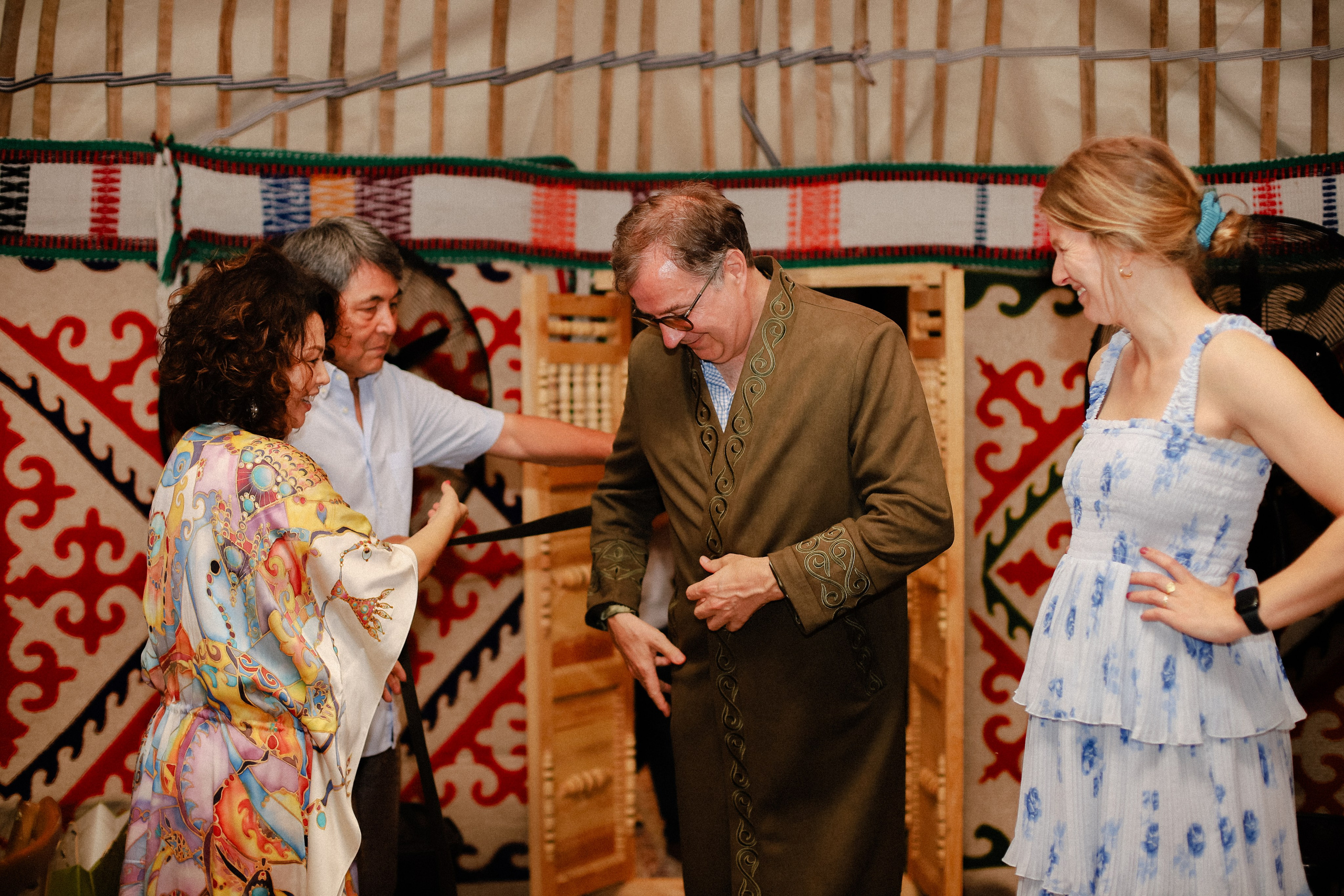 Тамирис Сырка салу. Фотограф в Алматы и Москве Даша Пушкина