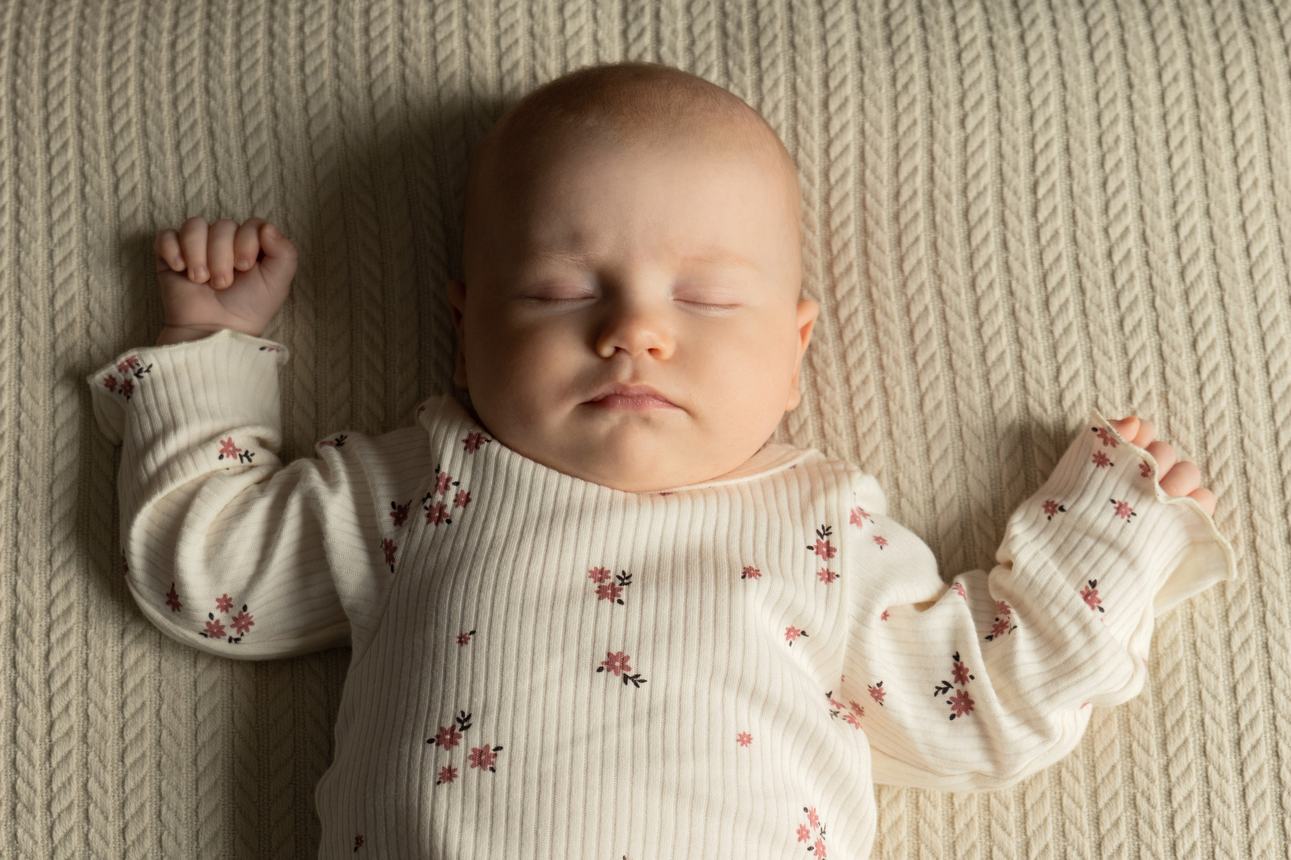 Семейная фотосессия (Ае 2 месяца). Фотограф видеограф Ольга Василевская