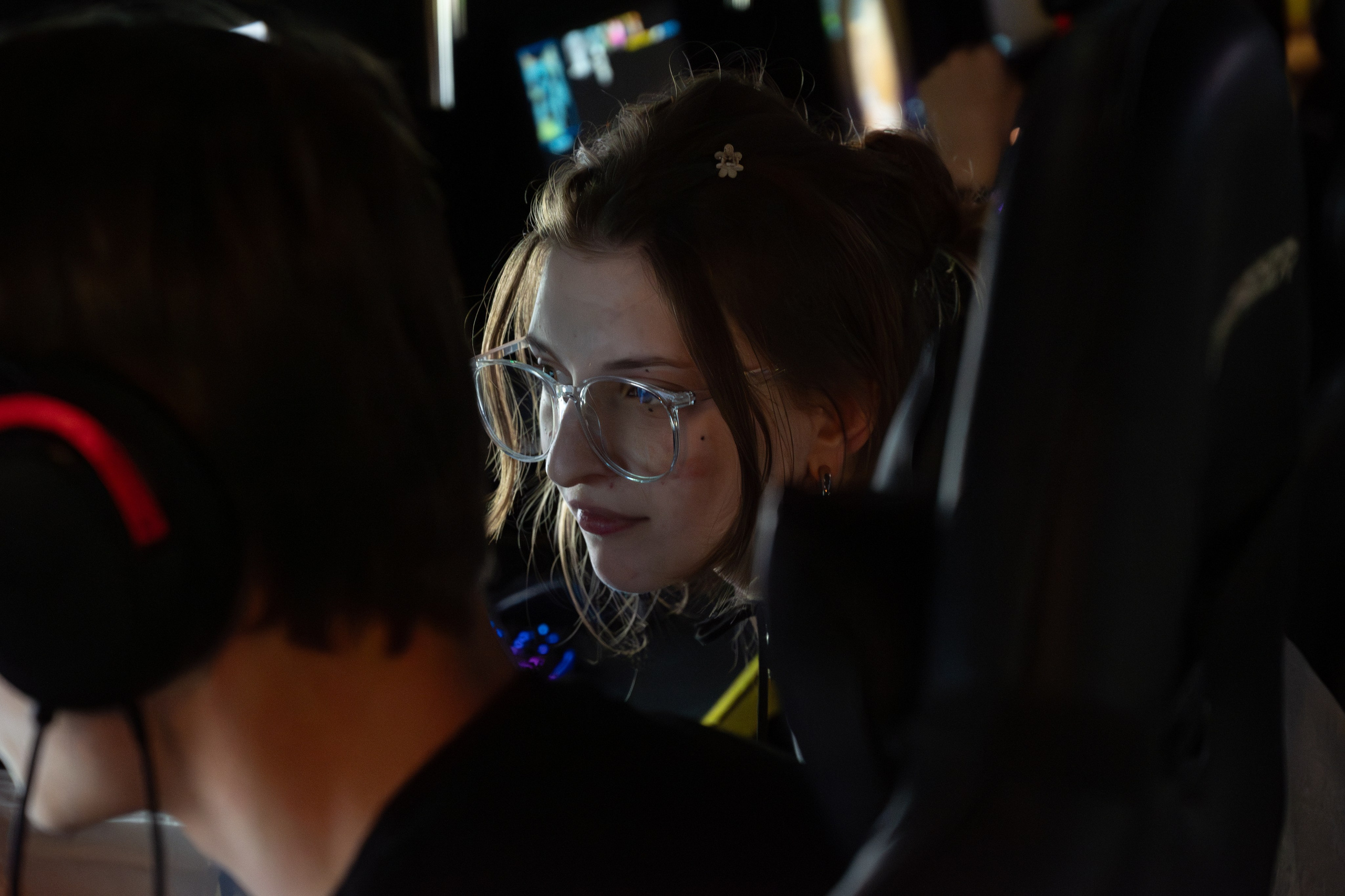 Репортаж в киберспортивном клубе Kolizeum. Фотограф мероприятий в Москве