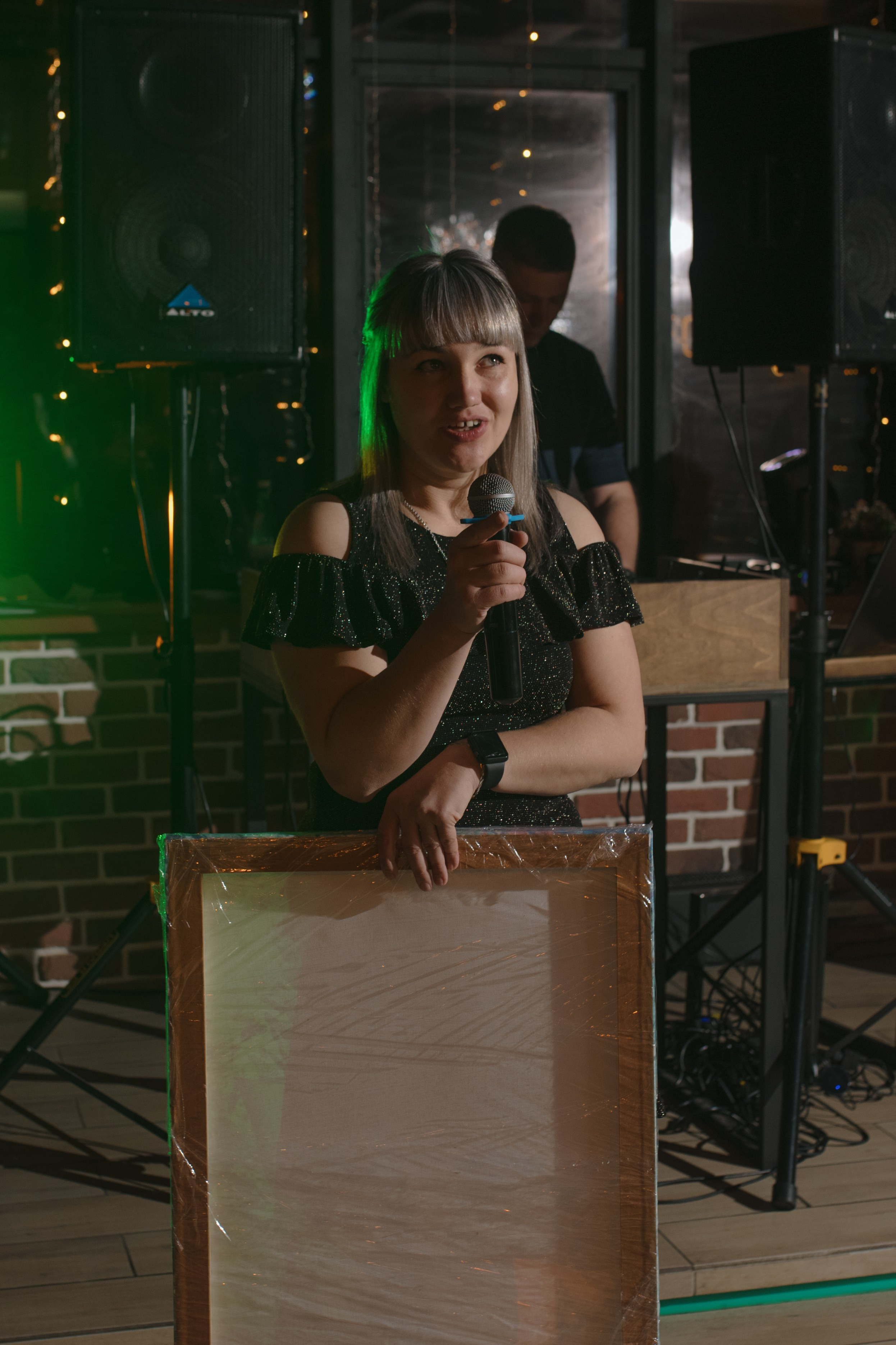 День рождения Томы — Let`s Talk Bar. Свадебный фотограф Екатеринбург/Челябинск — Любовь Волохова