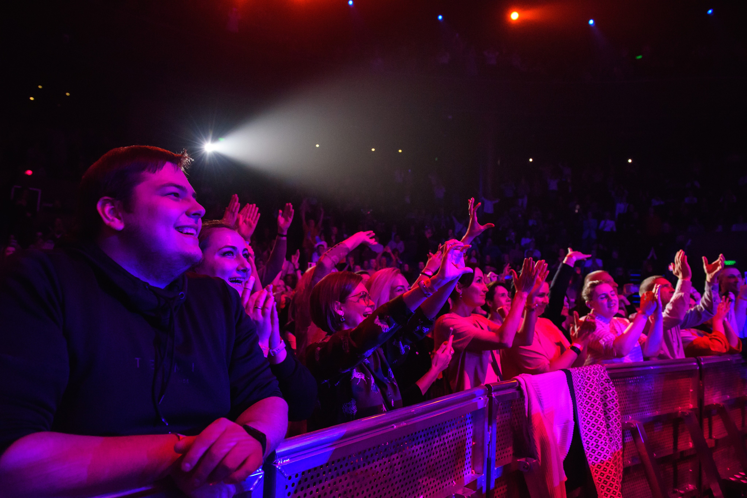 «КАР-МЭН» — «Имена на все времена», Вегас Сити Холл. Бренд-фотограф для экспертов и блогеров в Москве Влада Горбовская